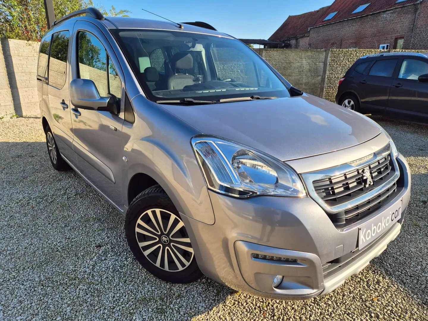 Peugeot Partner Tepee 1.6 BlueHDi Style// FULL CARNET//GARANTIE Grijs - 1