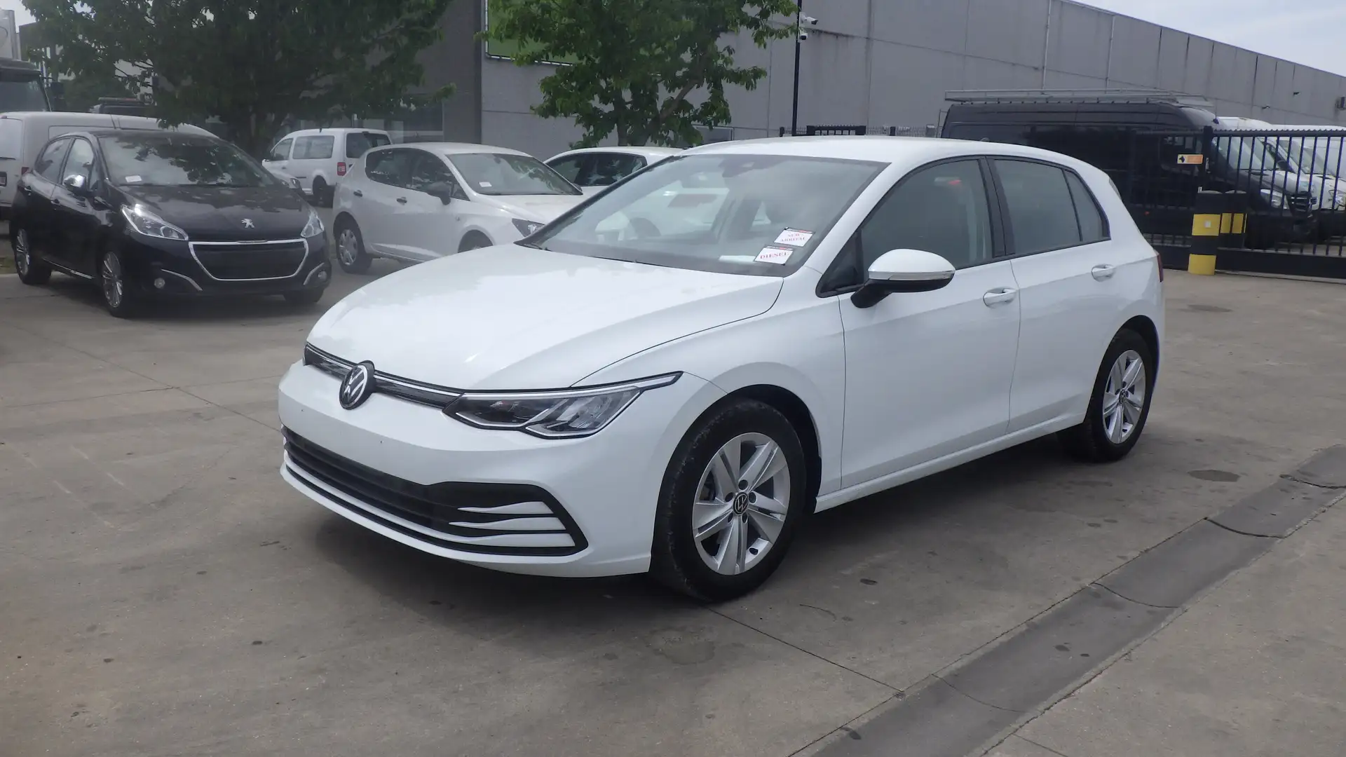 Volkswagen Golf 8 (Stock ID 89534) Wit - 1