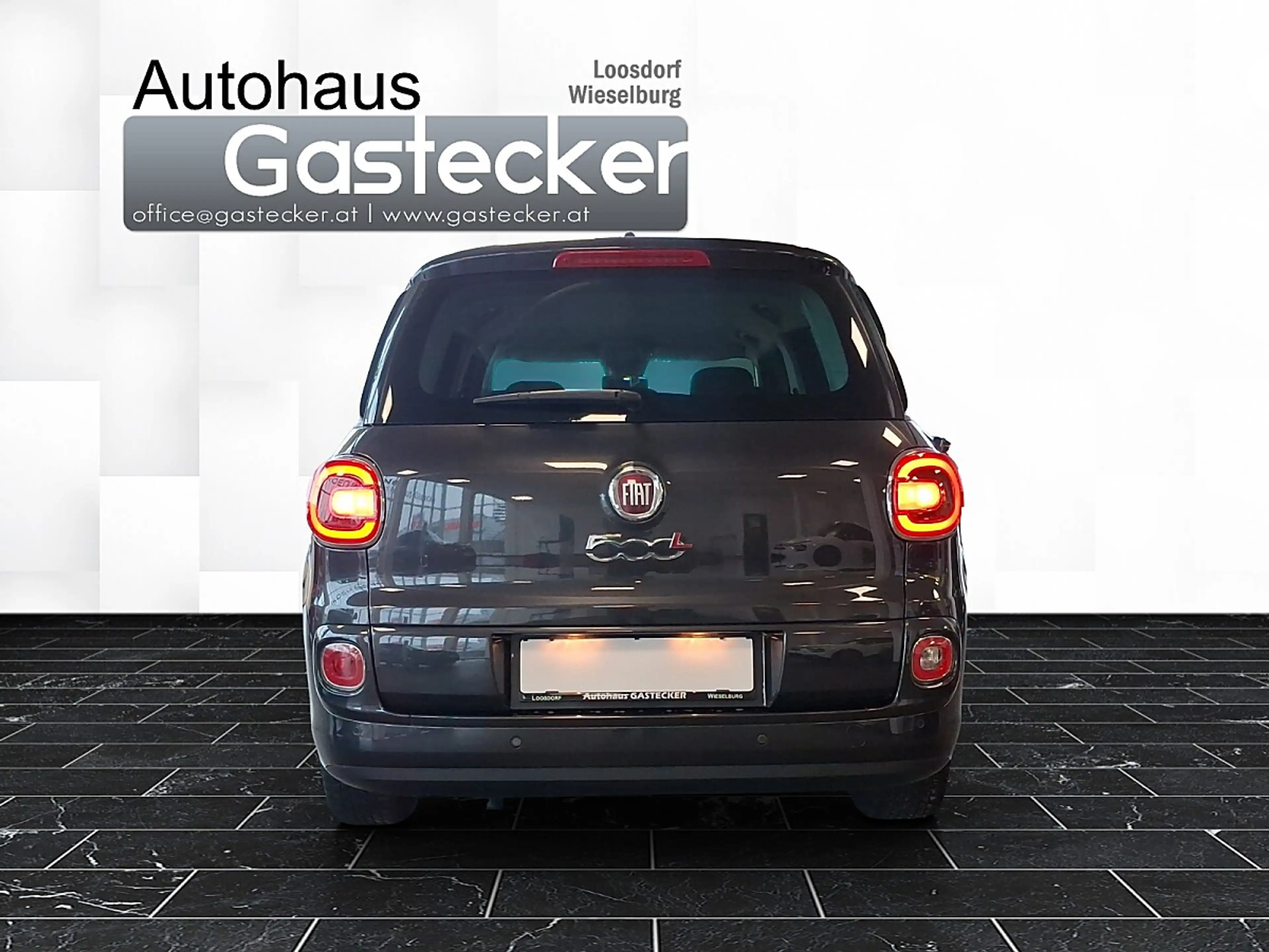 Fiat 500L Living Lounge Wagon Diesel 1,3 MultiJet SCR — photo 4