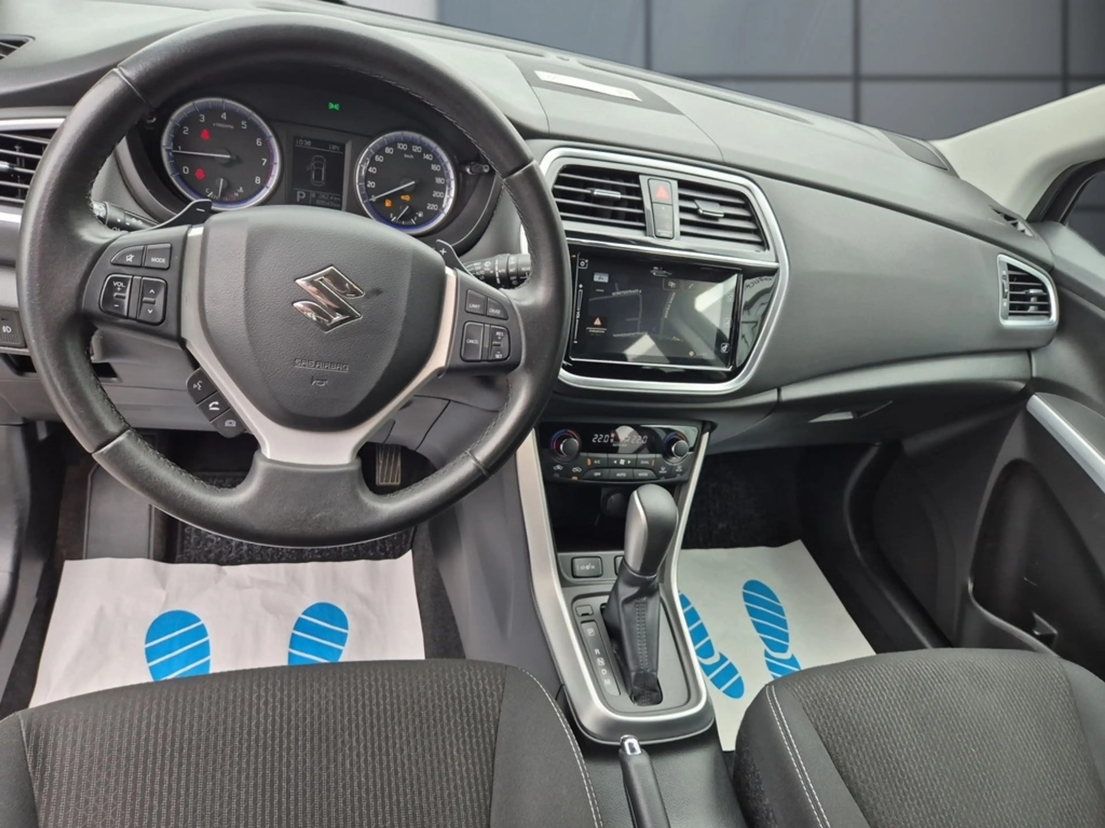 Suzuki SX4 S-Cross 1.0 Boosterjet Comfort *AUTOMATIK*AHK*LED*SHZ*TEMP*PDC*KAM — photo 11