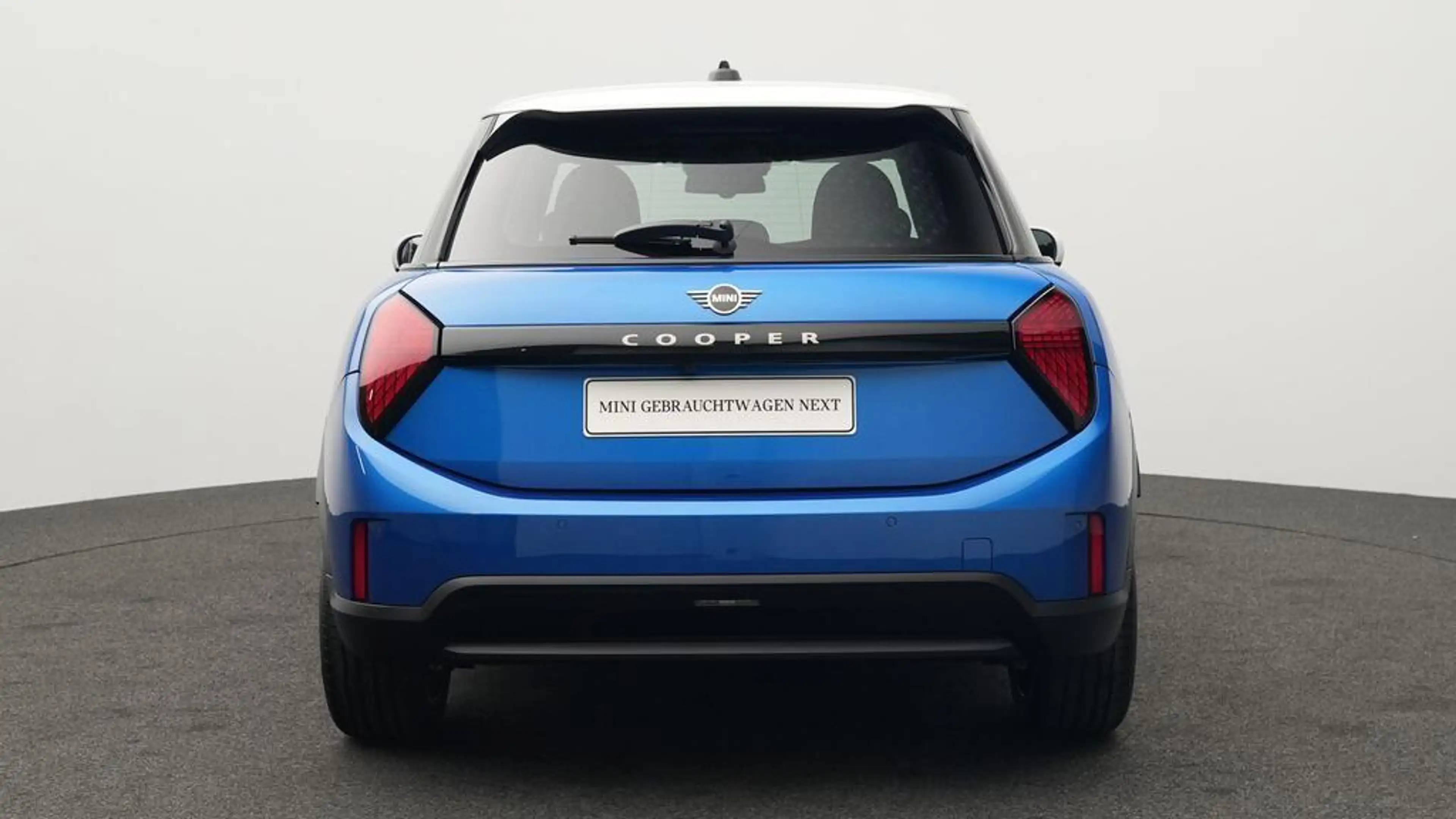 MINI Cooper C Favoured Trim — photo 23
