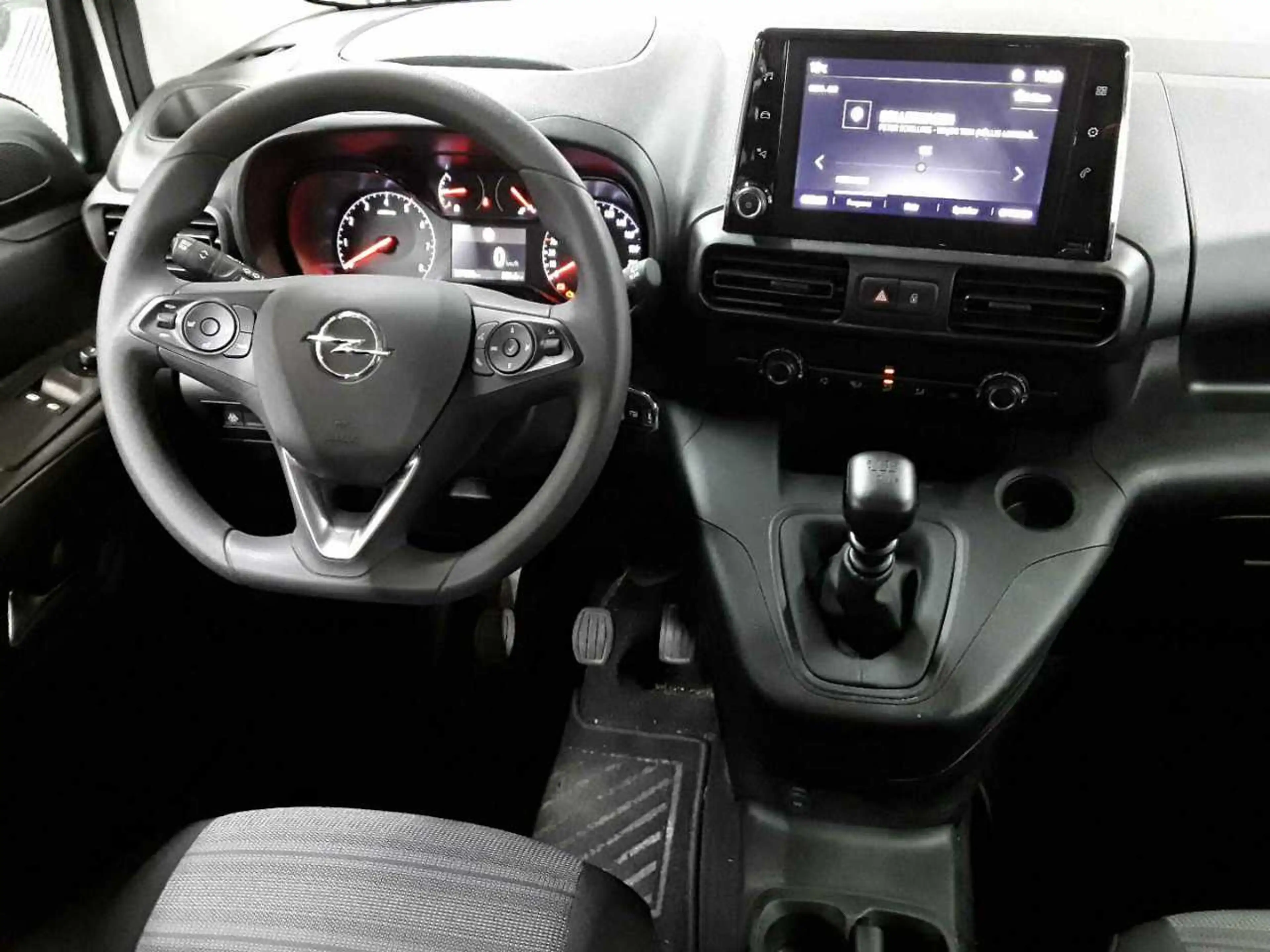 Opel Combo Combo Life 1.2 Turbo Edition CarPlay RFK — photo 10