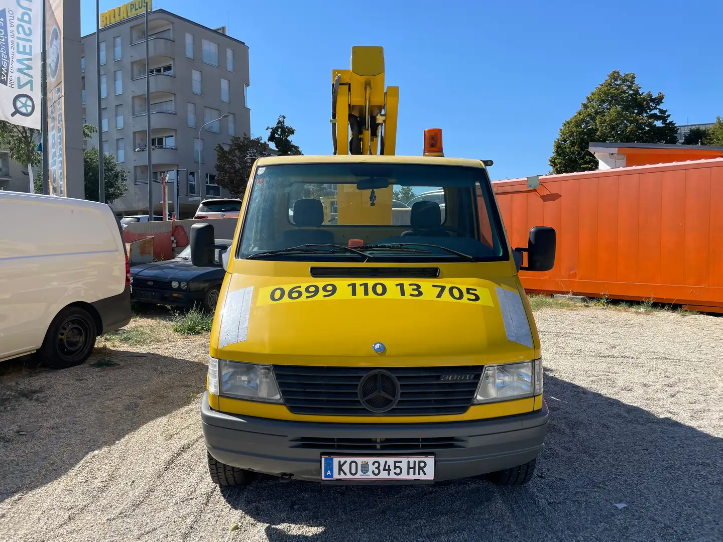 Mercedes-Benz Sprinter Arbeitshebebühne Kranwagen Gelb - 2