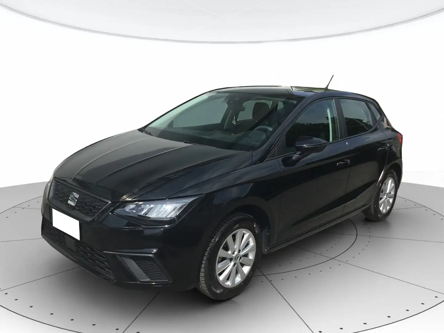 SEAT Ibiza 1.0 mpi reference 80cv Zwart - 1