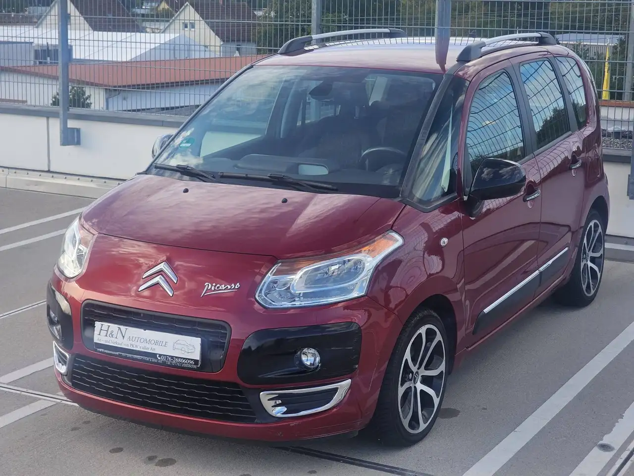 Citroen C3 Picasso 1.6 VTi Selection Orig.96000KM*2-Hd.*HU/AU 10/2027*Alu*Klimaautomatik*PDC*Tempomat*Lederlenkrad* — photo 1 of 11