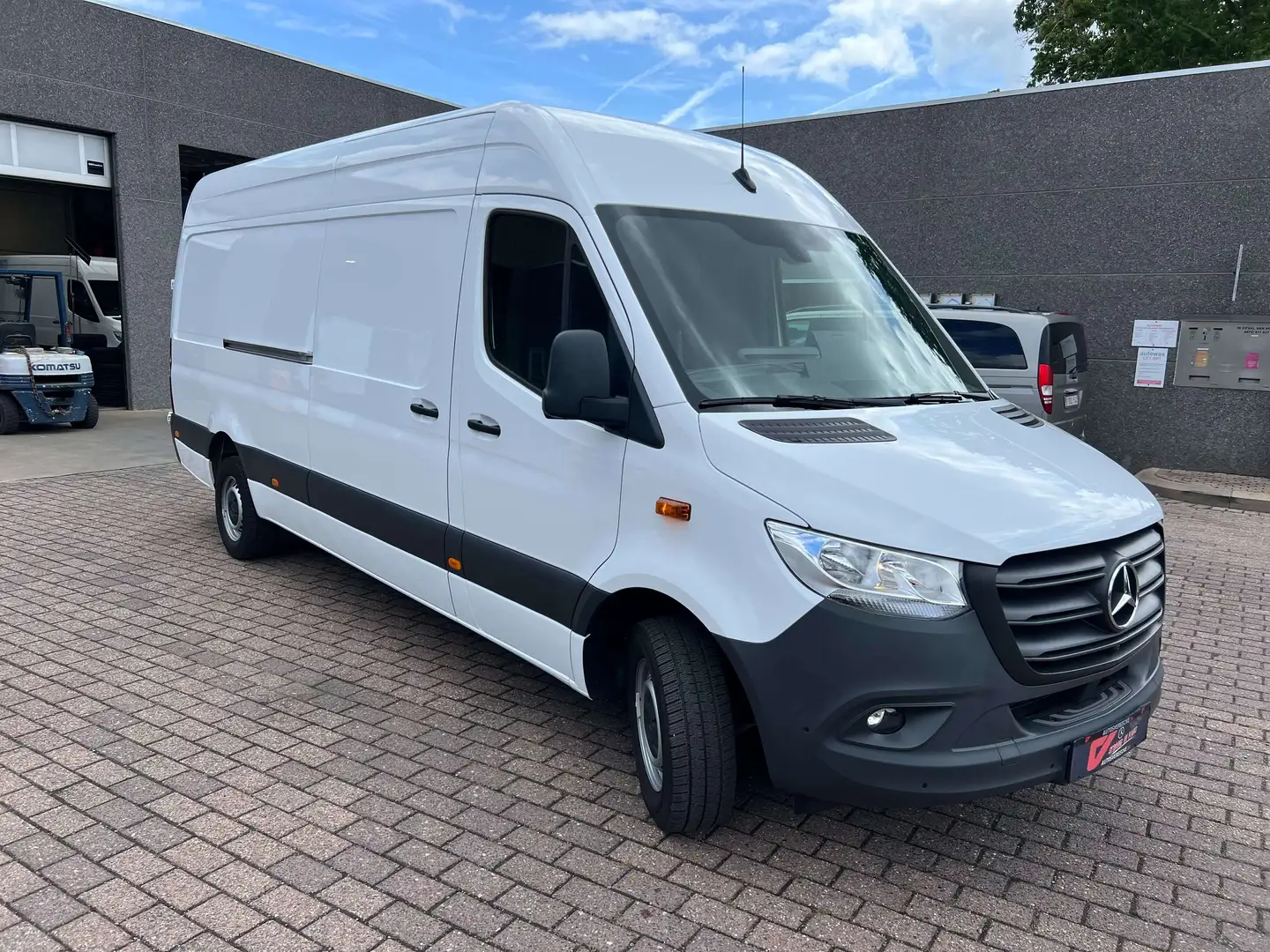 Mercedes-Benz Sprinter 317 L3H2 (33.950€ex)360 CAMERA PTS  CARPLAY Blanc - 2