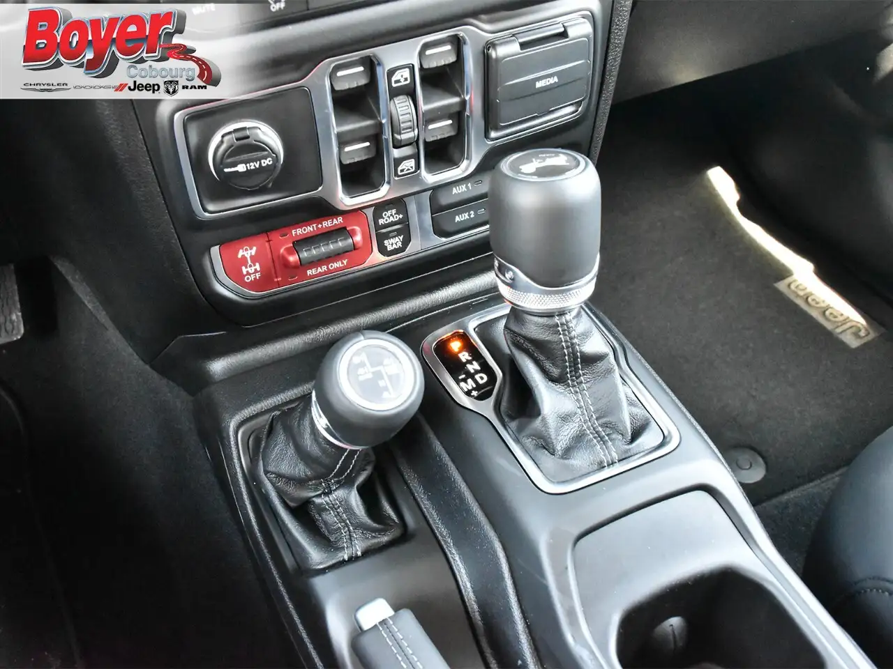 Jeep Wrangler photo Jeep Wrangler