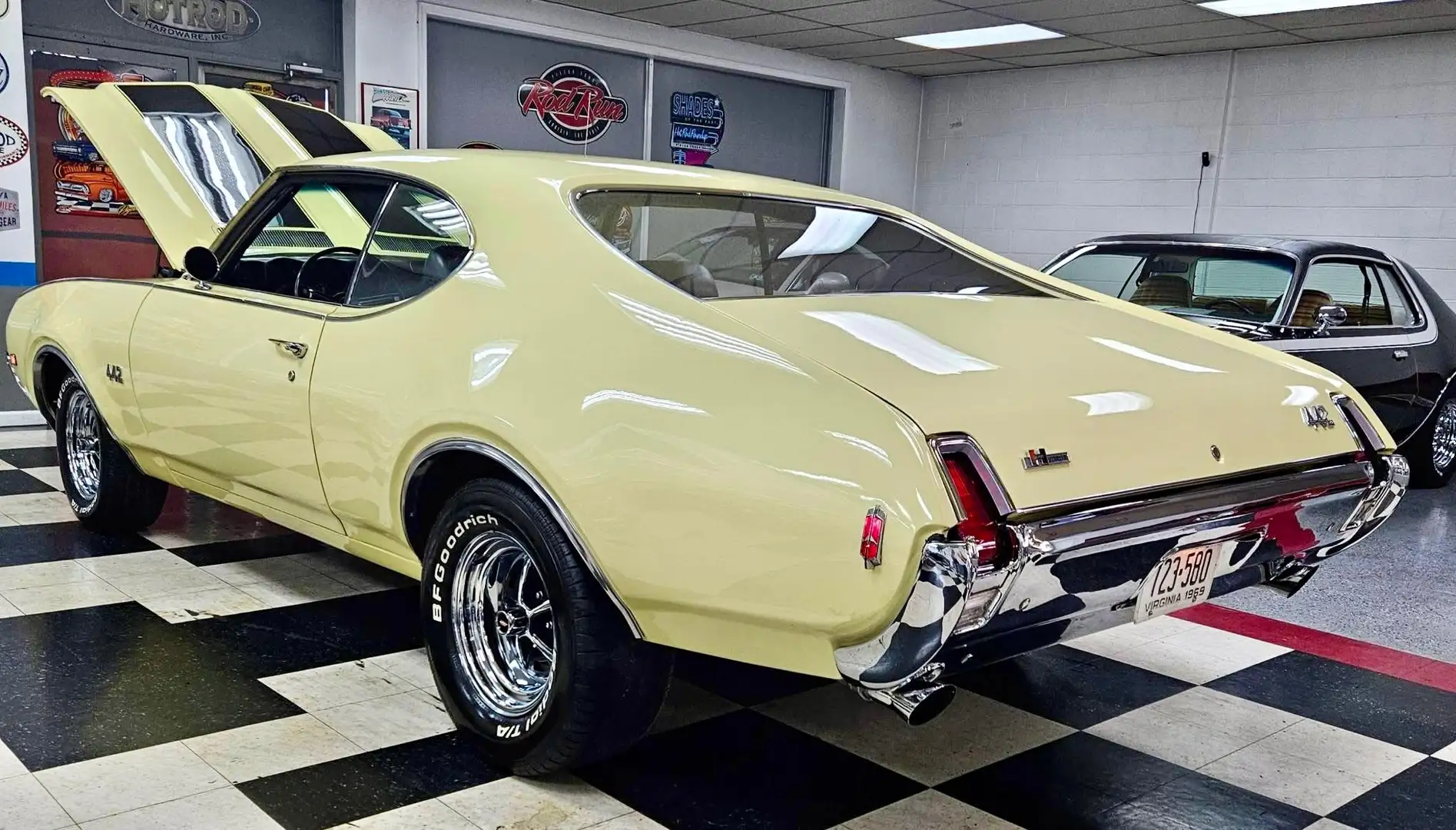 Oldsmobile 442 400 V8 4-Gang Schalter Geel - 2