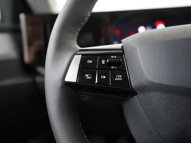 Opel Astra view 8