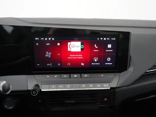 Opel Astra view 12