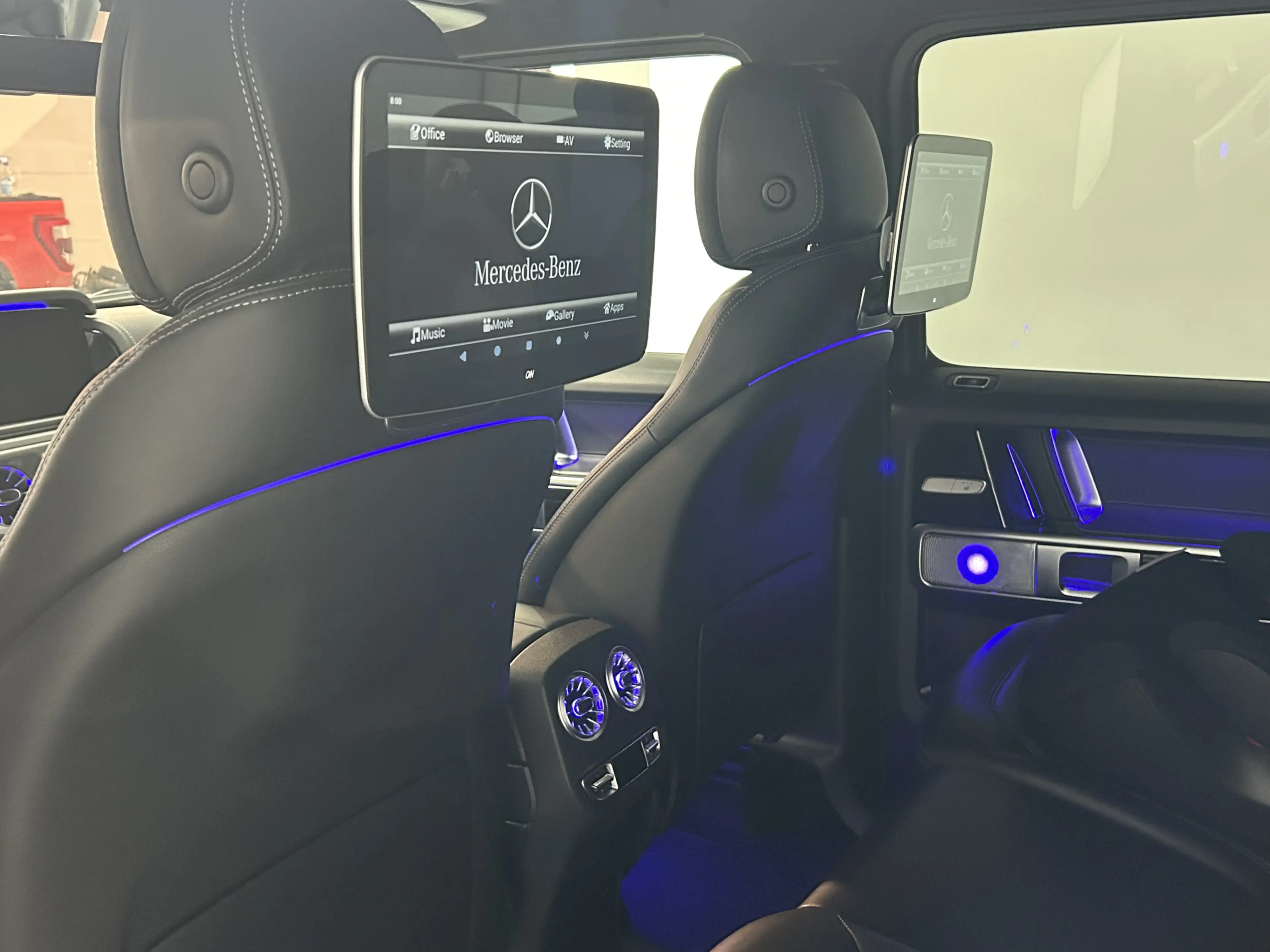 Mercedes-Benz G 500 AMG Paket Widescreen Pano Burmester R.Cam — photo 11