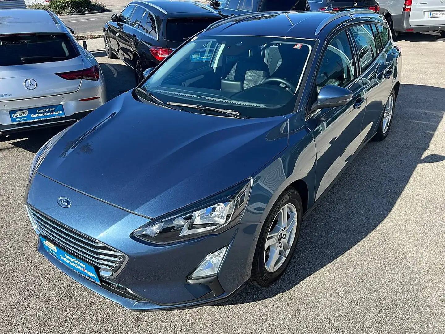 Ford Focus Traveller 1,5 EcoBlue Cool & Connect *Winterpaket *Rückfahrkamera* Notbremsassistent* Blau - 2