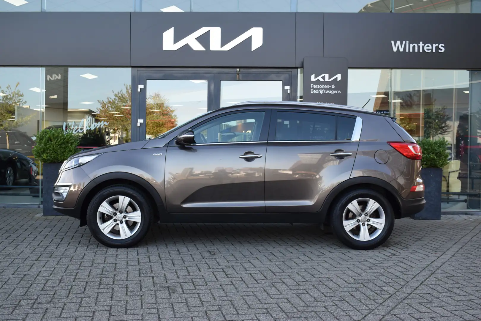 Kia Sportage 2.0i-16V ISG X-ecutive Plus-Pack AWD | Cruise Cont Brun - 2