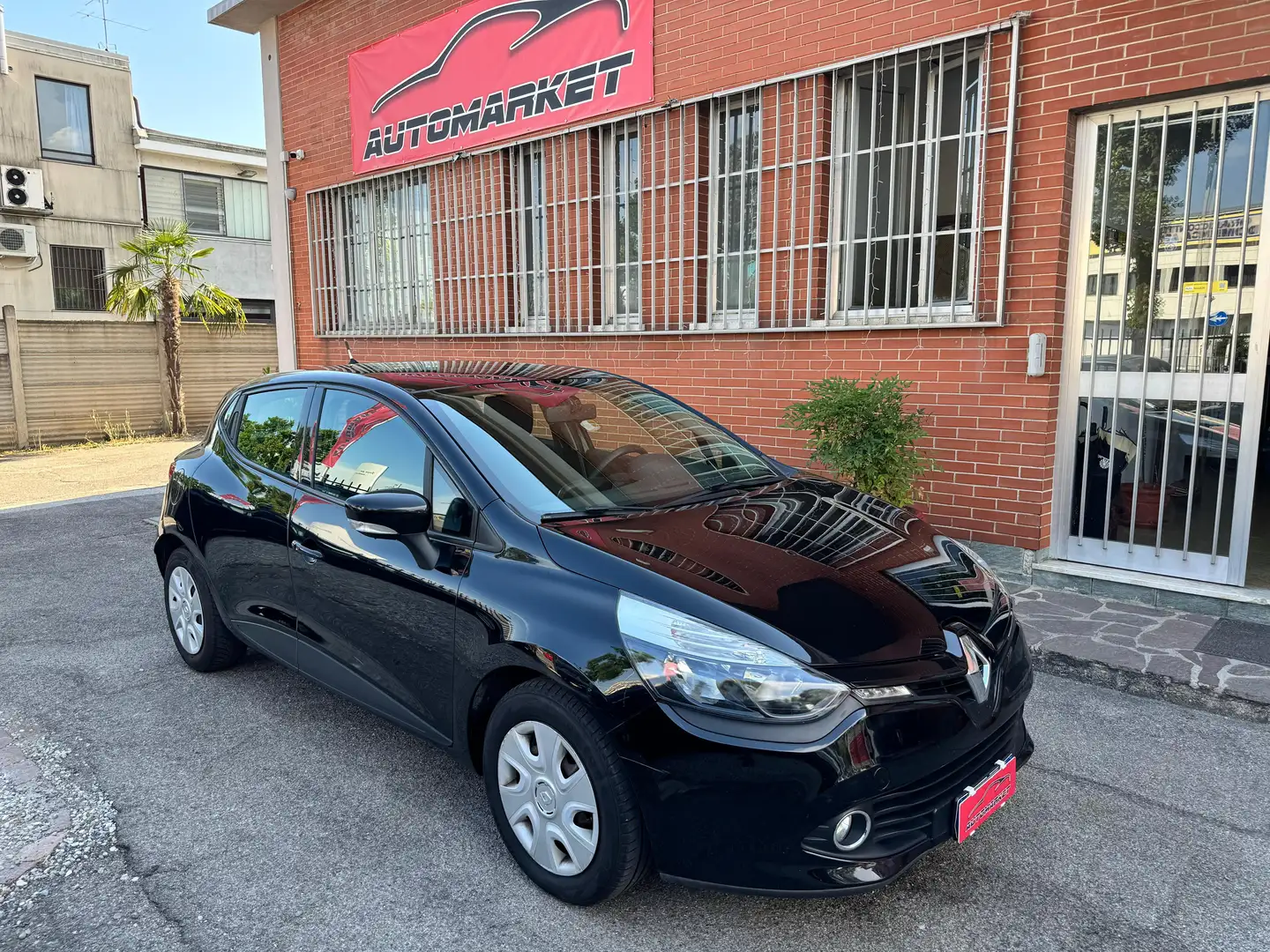 Renault Clio 5p 1.2 Live Gpl 75cv Noir - 1