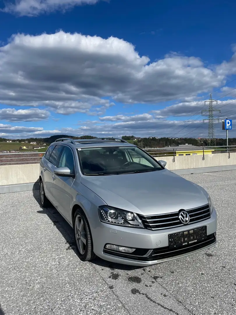 Volkswagen Passat Variant Highline BMT TDI DPF 4Motion Silber - 1