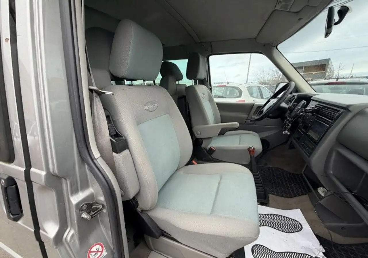 Volkswagen 2.5 TDI 102CH CONFORT, foto 12