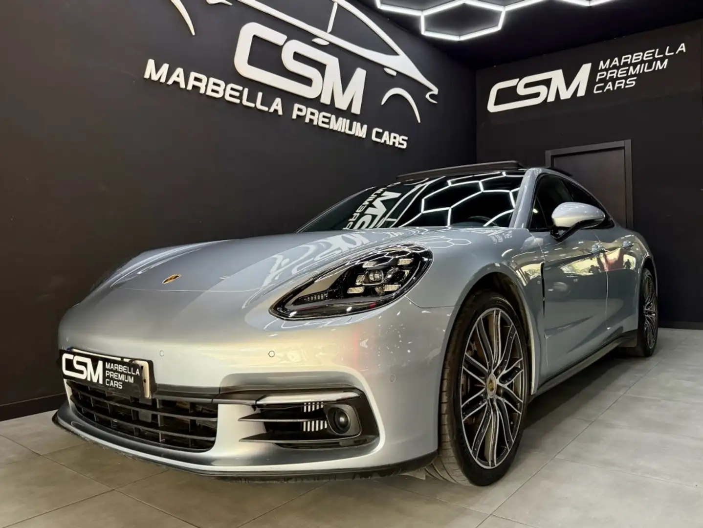Porsche Panamera 4 Aut. Gris - 1