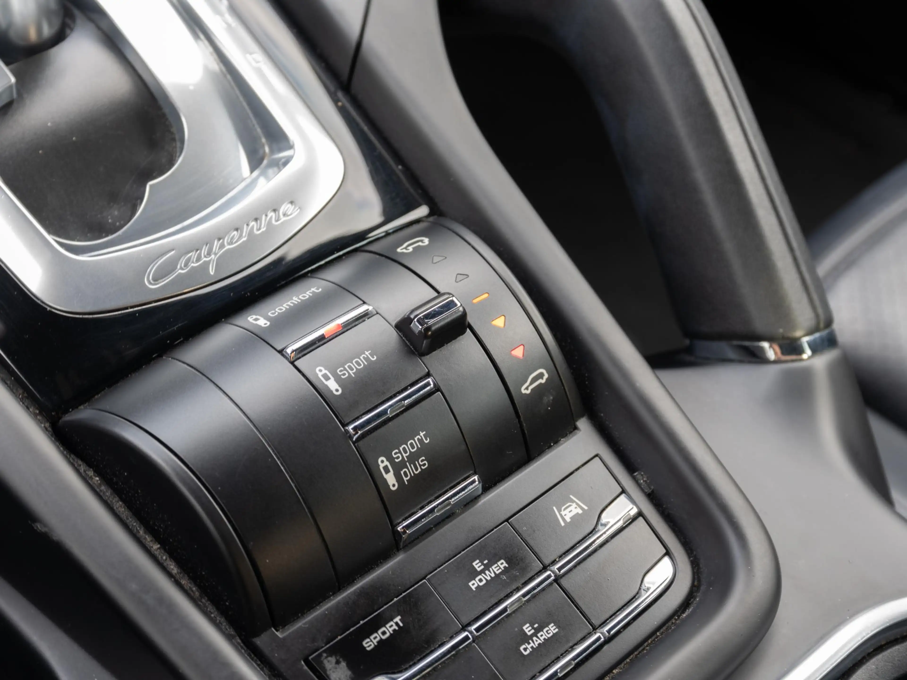 Porsche Cayenne 3.0 S E-Hybrid | Lucht | Memory | Trekhaak — photo 35