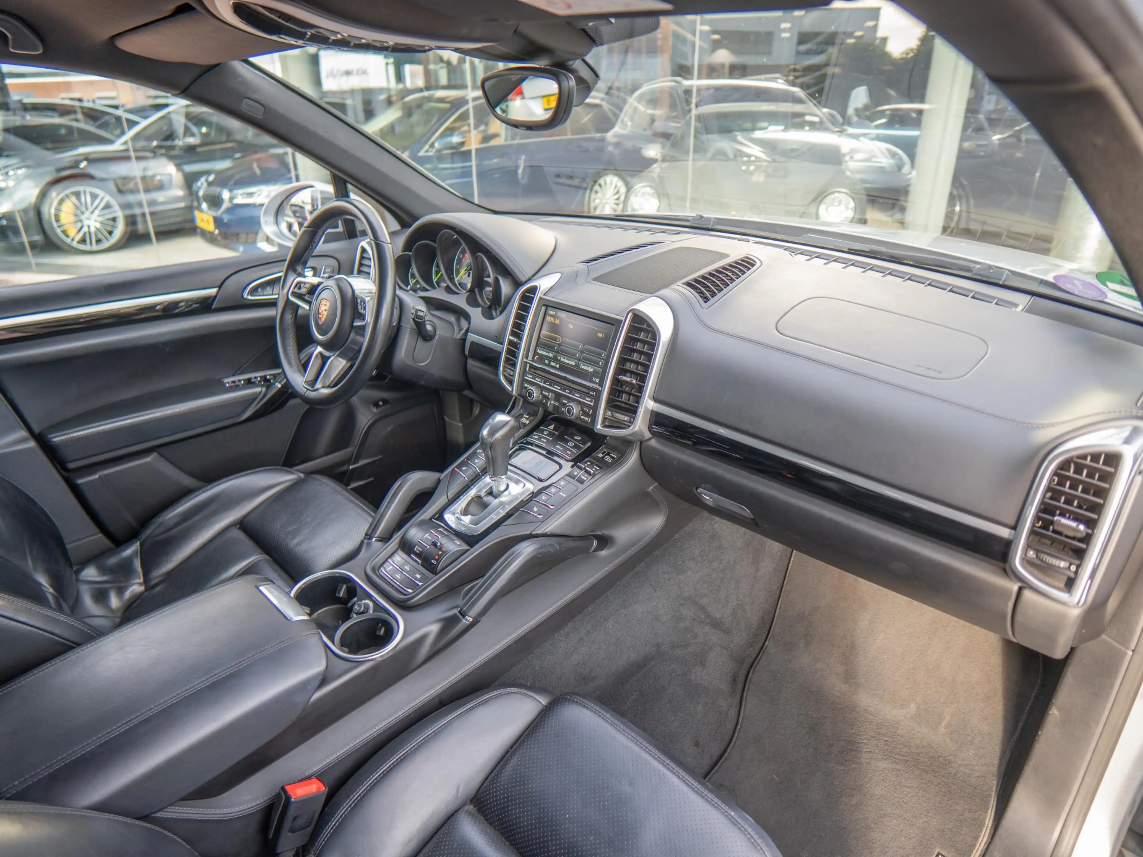 Porsche Cayenne 3.0 S E-Hybrid | Lucht | Memory | Trekhaak — photo 5