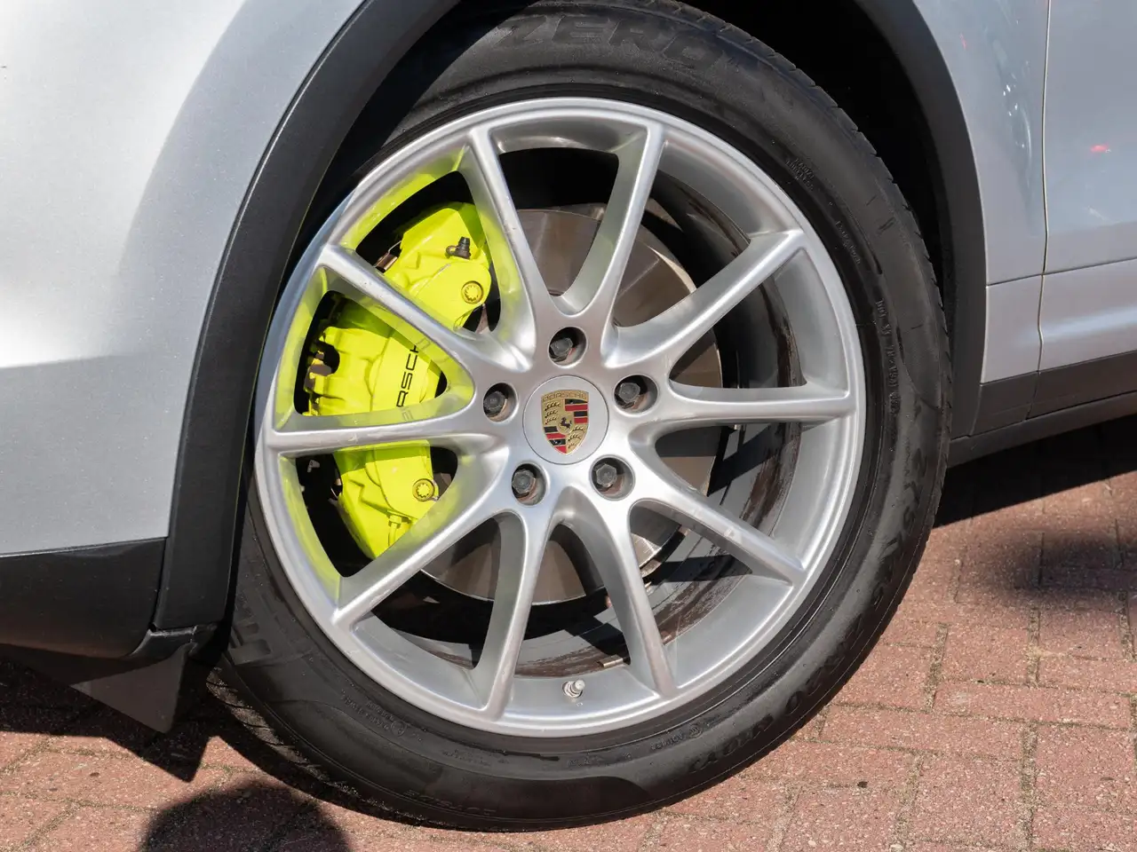 PORSCHE CAYENNE 3.0 S E-HYBRID - 416 ch