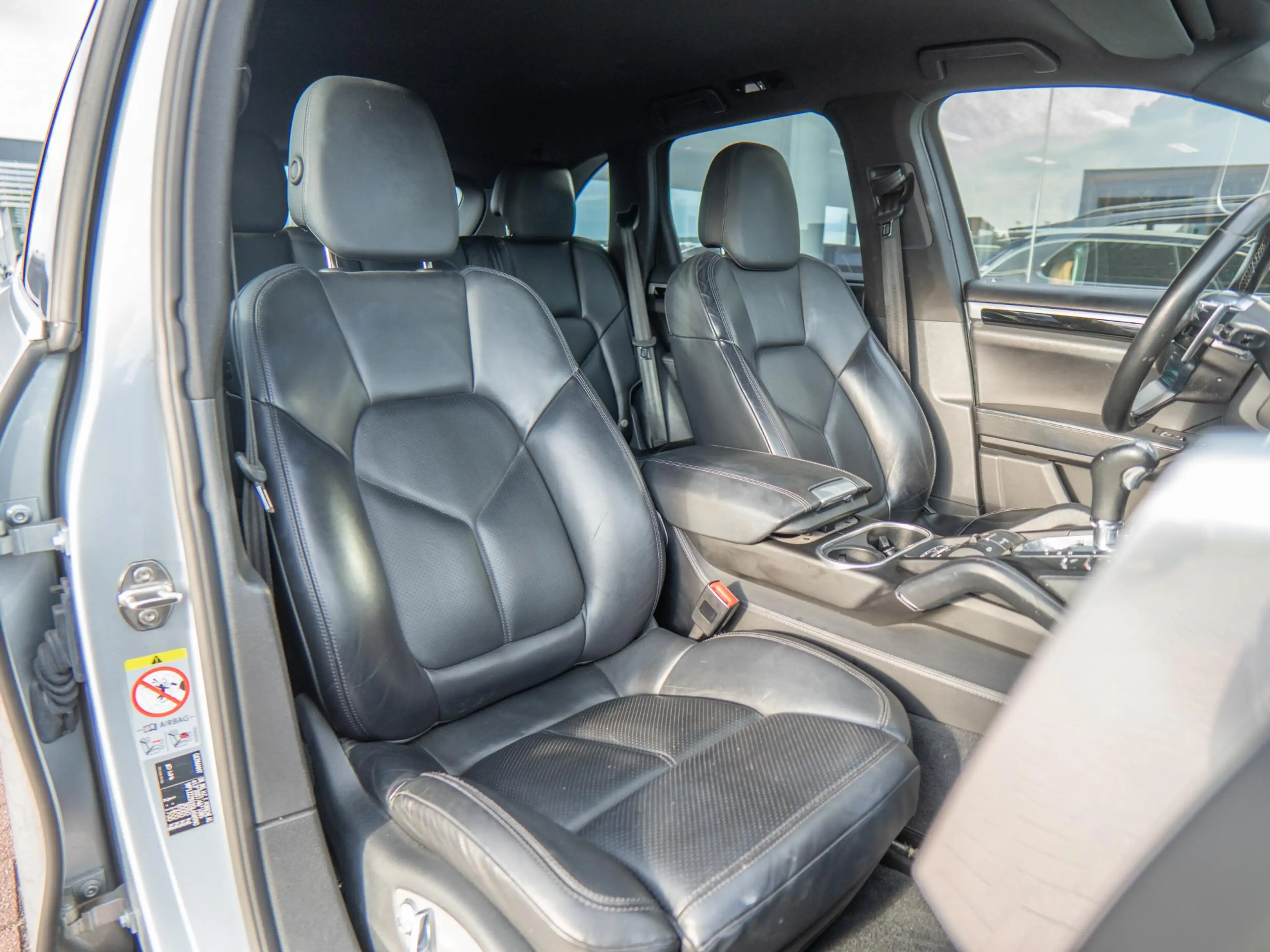 Porsche Cayenne 3.0 S E-Hybrid | Lucht | Memory | Trekhaak — photo 38