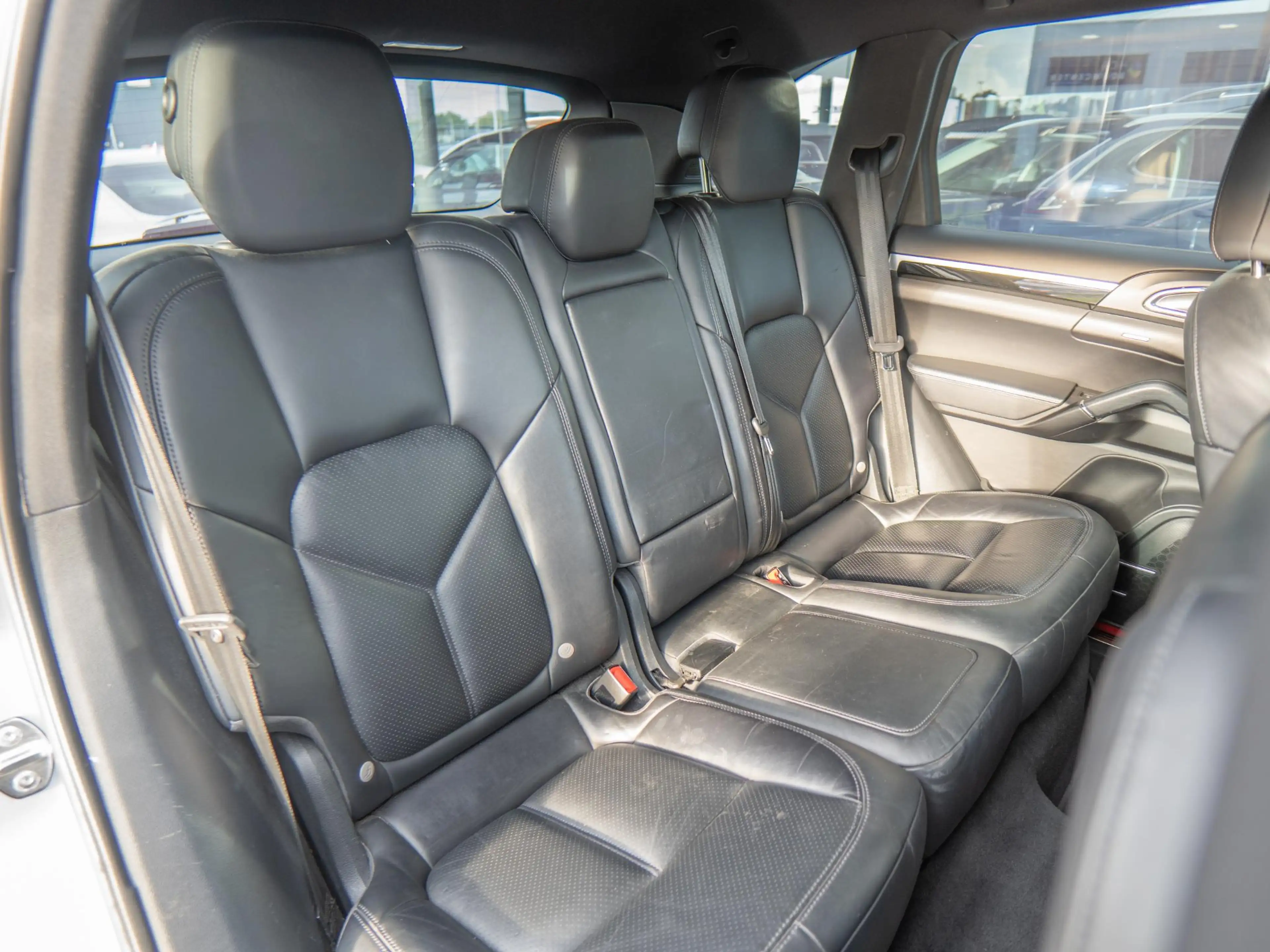 Porsche Cayenne 3.0 S E-Hybrid | Lucht | Memory | Trekhaak — photo 40
