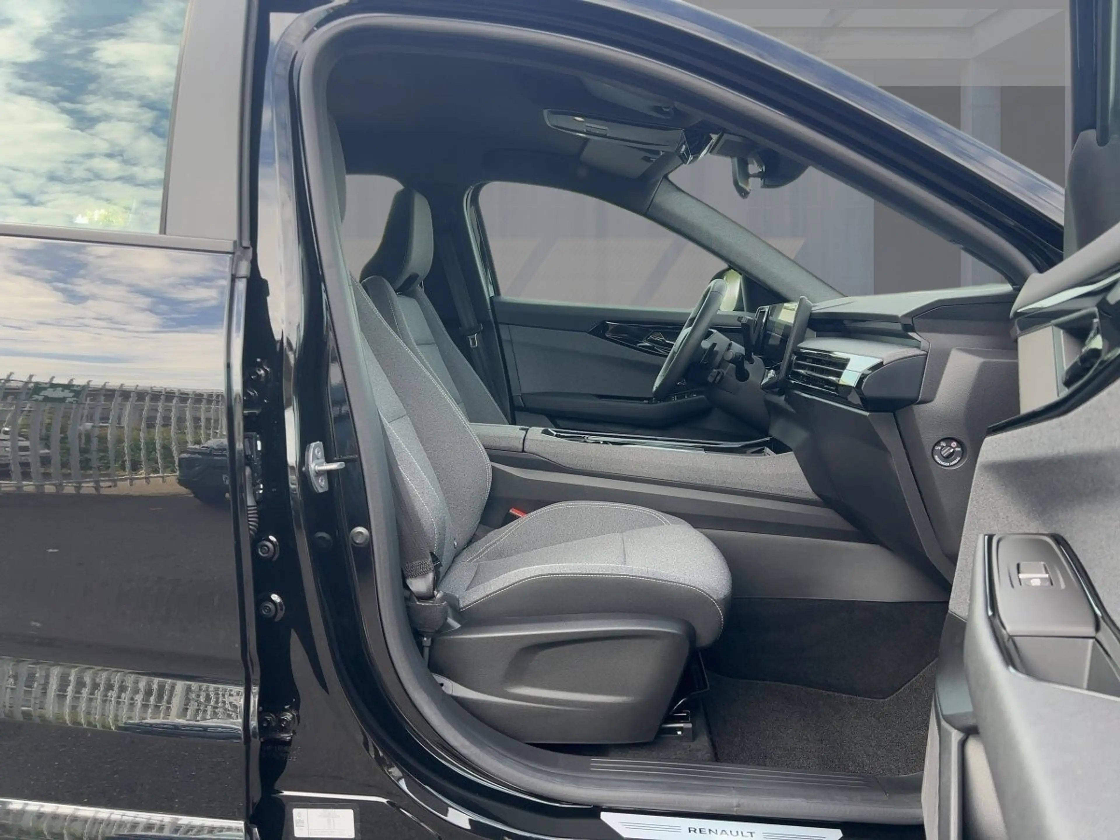 Renault Austral EVOLUTION TCe 160 AUTOMATIK SITZHEIZUNG — photo 8