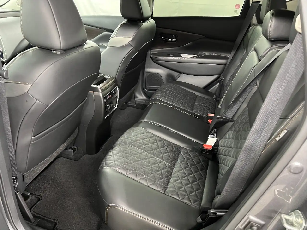 Nissan Murano снимка Nissan Murano