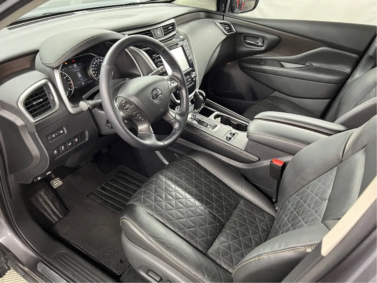 Nissan Murano снимка Nissan Murano
