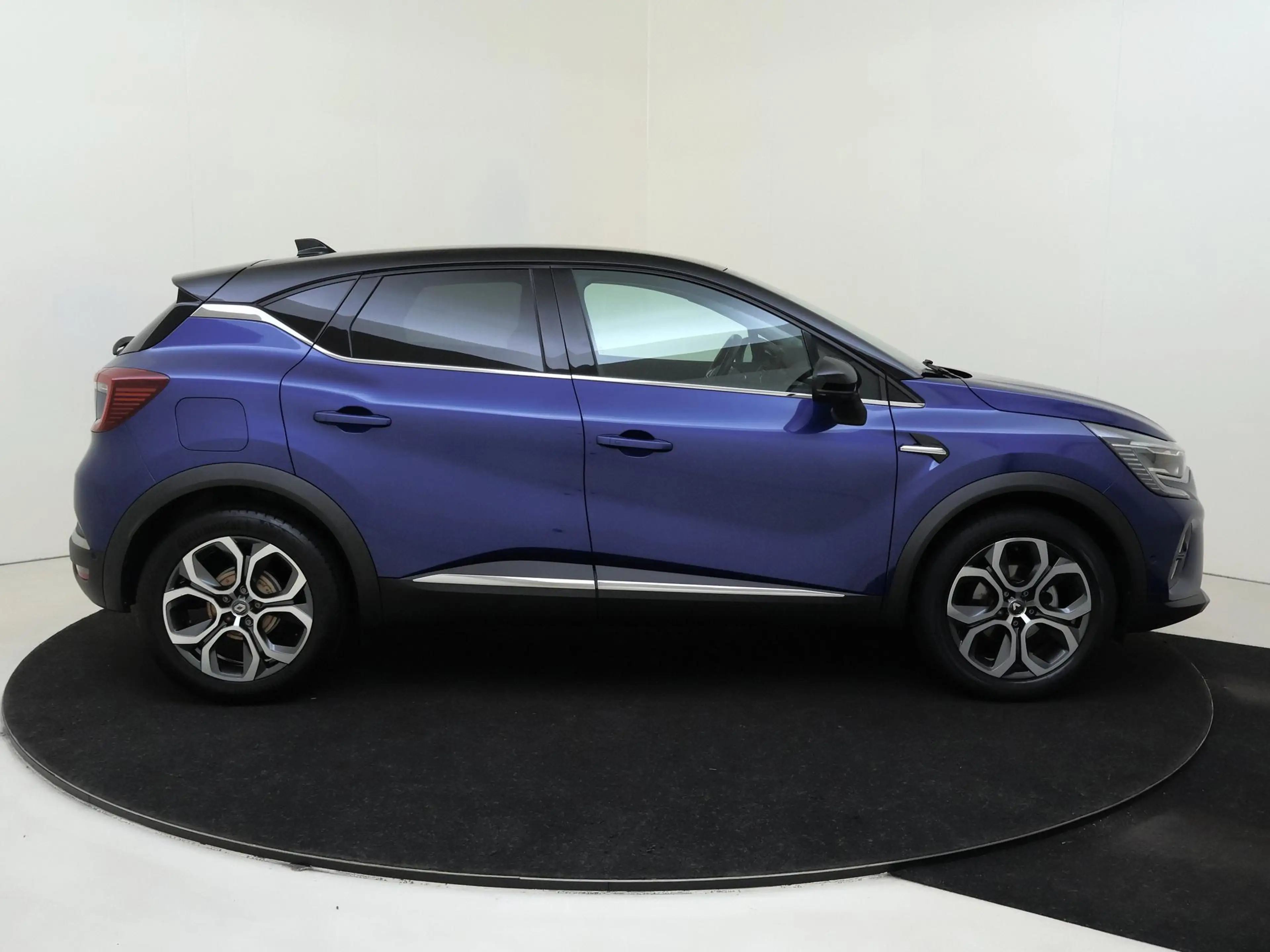 Renault Captur 1.3 TCe 130 Edition One | Trekhaak | leder | stoel — photo 9