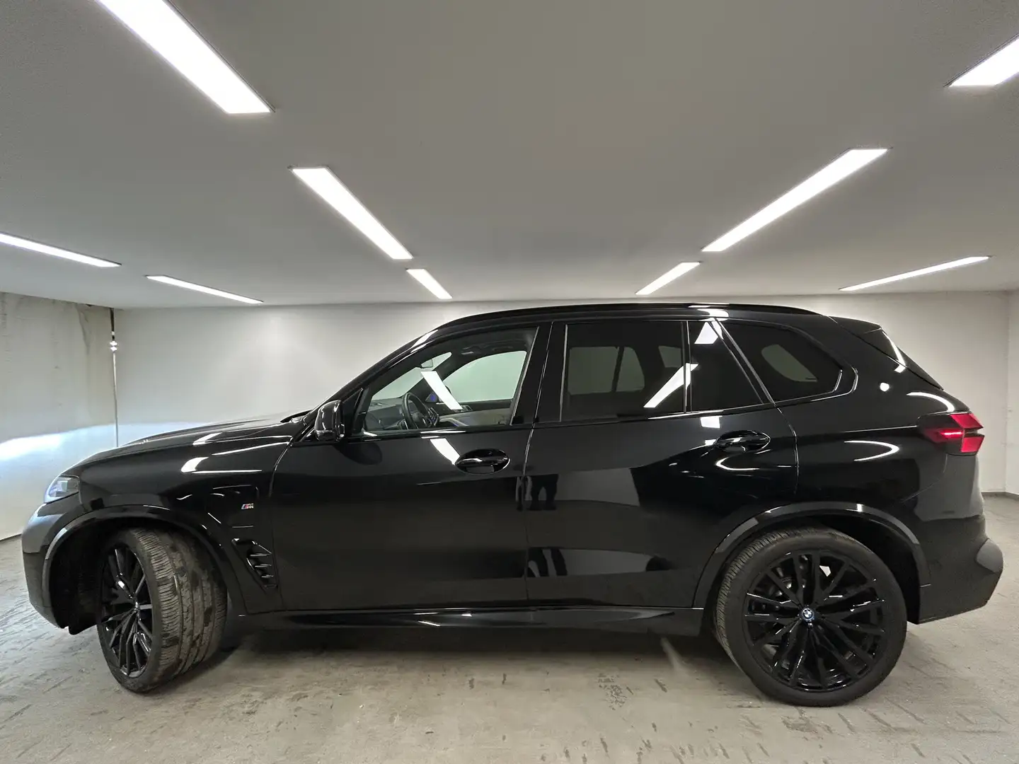 BMW X5 xDrive50e M Sportpaket pro Pan. Sky Lounge B&W Dia Schwarz - 2