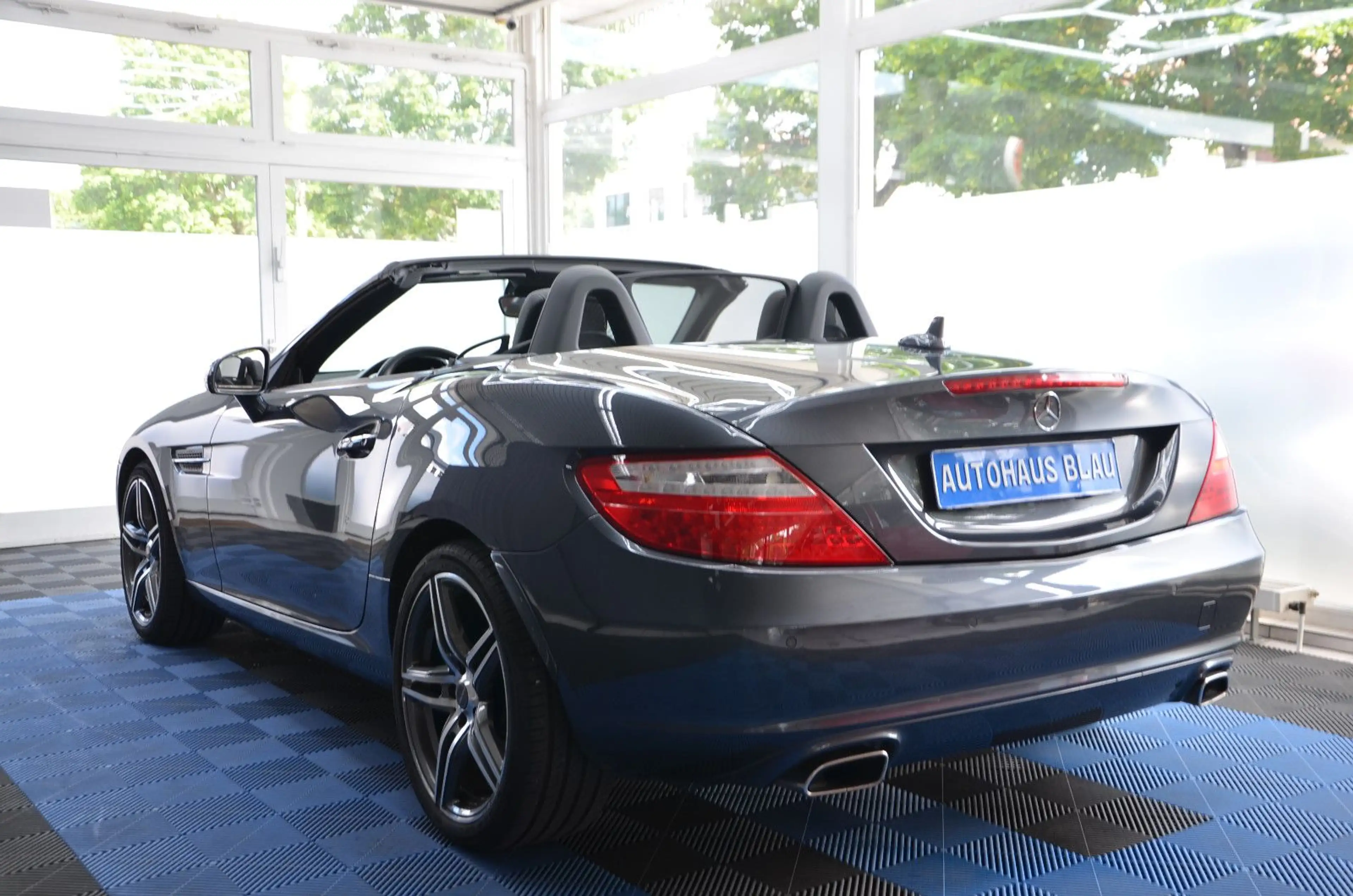 Mercedes-Benz SLK 200 Roadster *AUTOMATIK*LEDER*NAVI*ILS*PDC* — photo 6