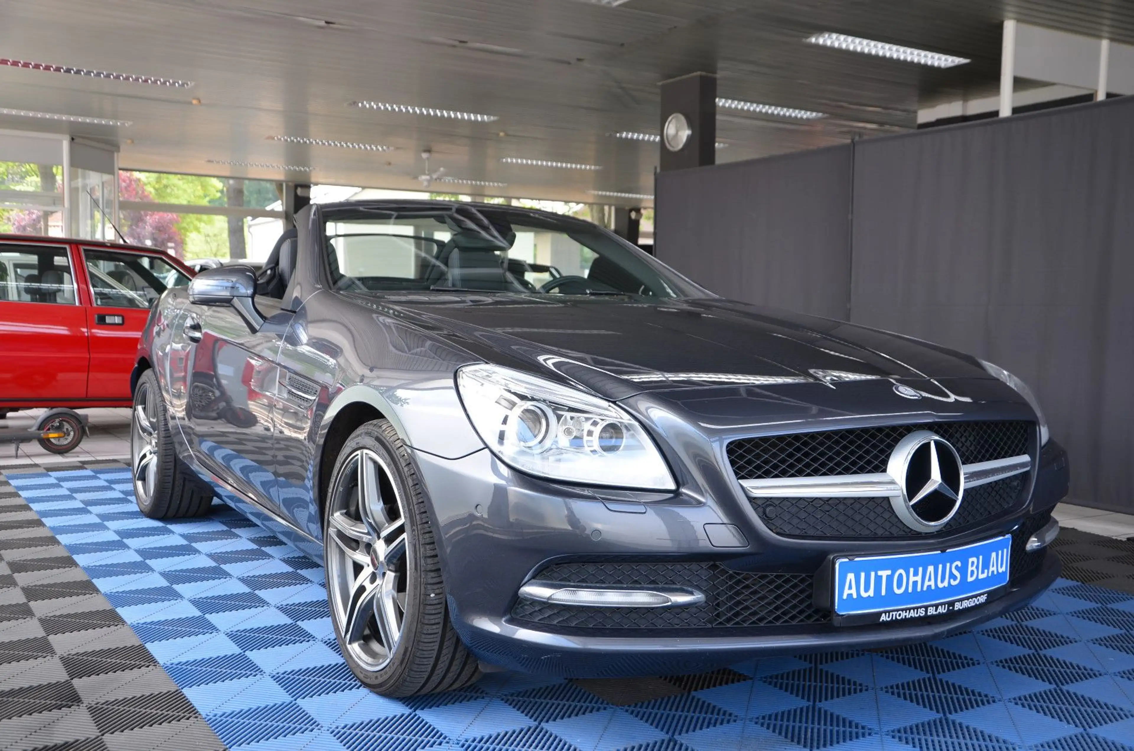 Mercedes-Benz SLK 200 Roadster *AUTOMATIK*LEDER*NAVI*ILS*PDC* — photo 3