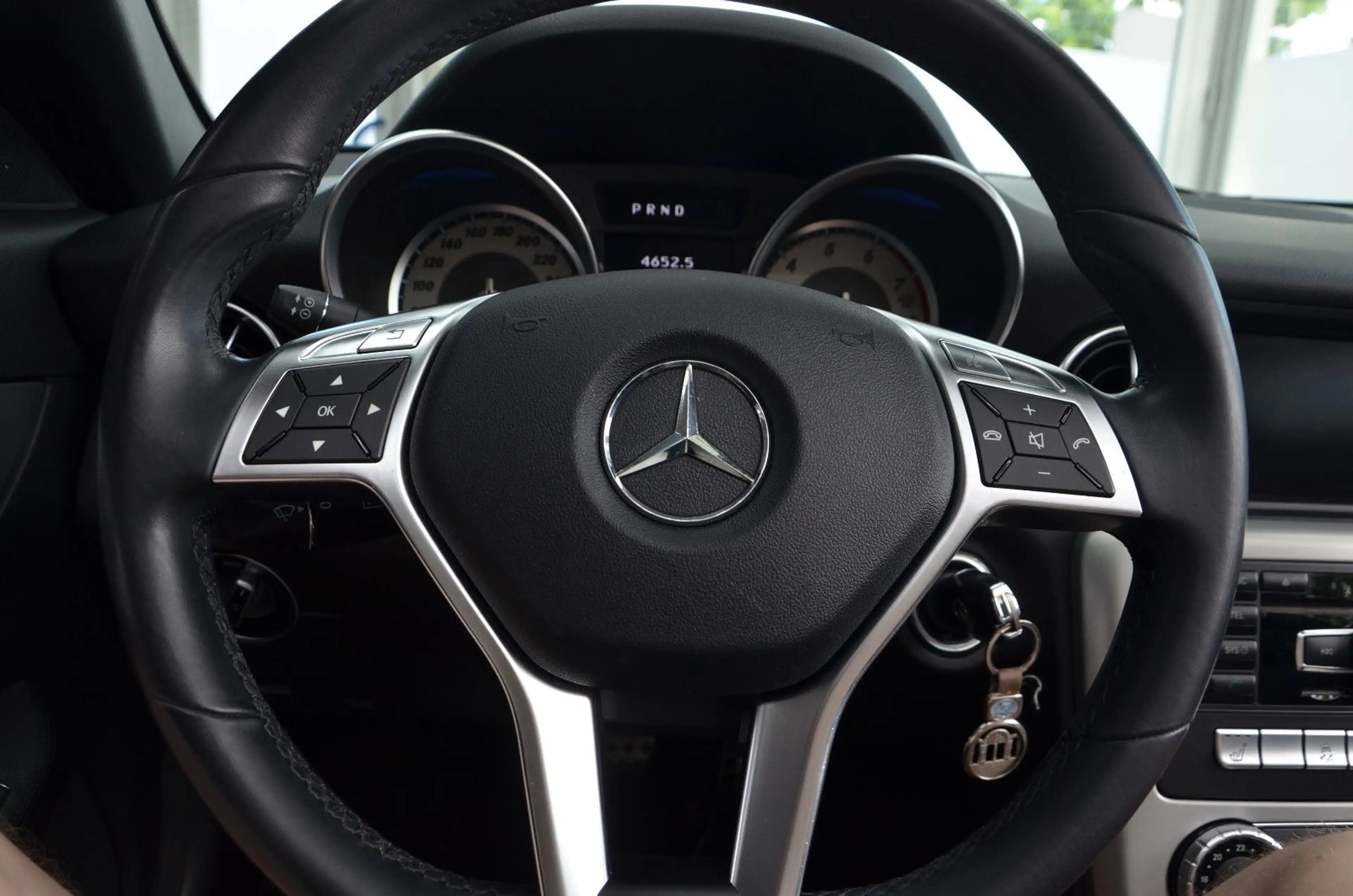 Mercedes-Benz SLK 200 Roadster *AUTOMATIK*LEDER*NAVI*ILS*PDC* — photo 12