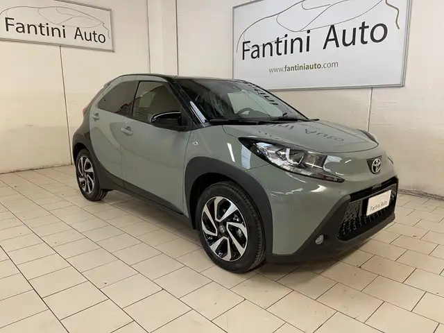 Toyota Aygo X Trend 1.0 72cv s-cvt c.auto-Ok Neopat-LEGGI SOTTO