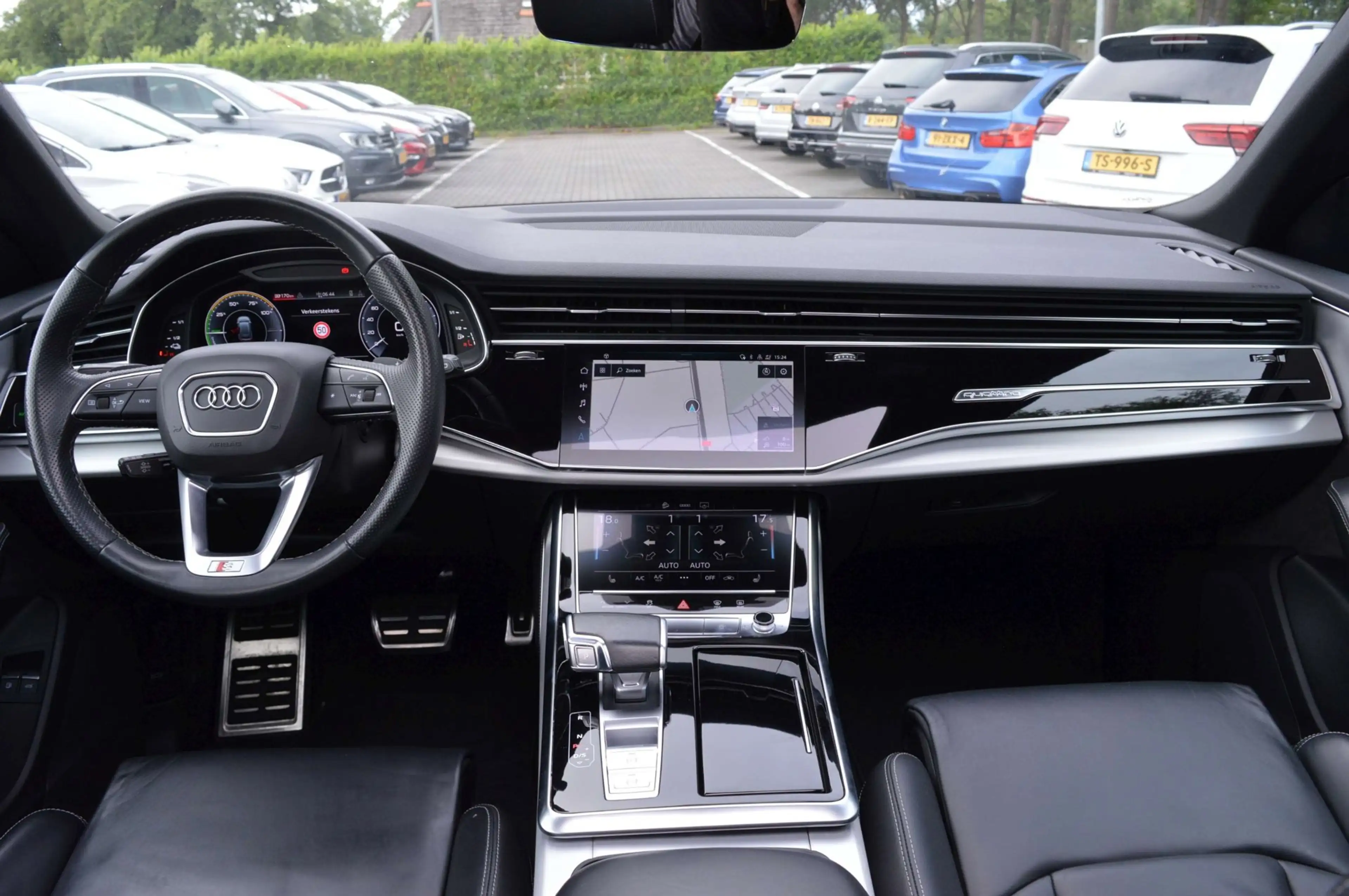 Audi Q8 55 TFSI e quattro Pro Line S - Pano | ACC | S-line — photo 11