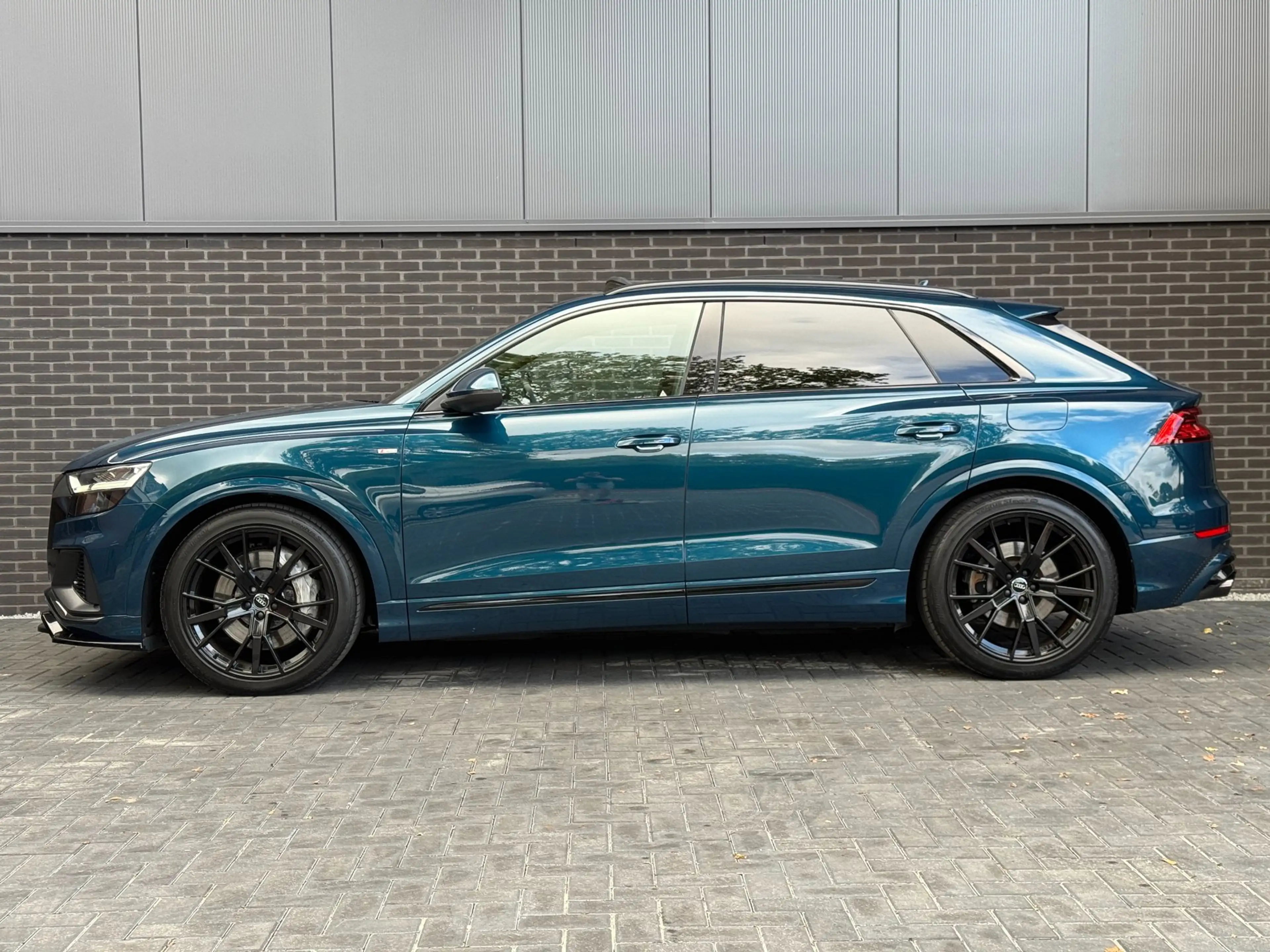Audi Q8 55 TFSI e quattro Pro Line S - Pano | ACC | S-line — photo 14