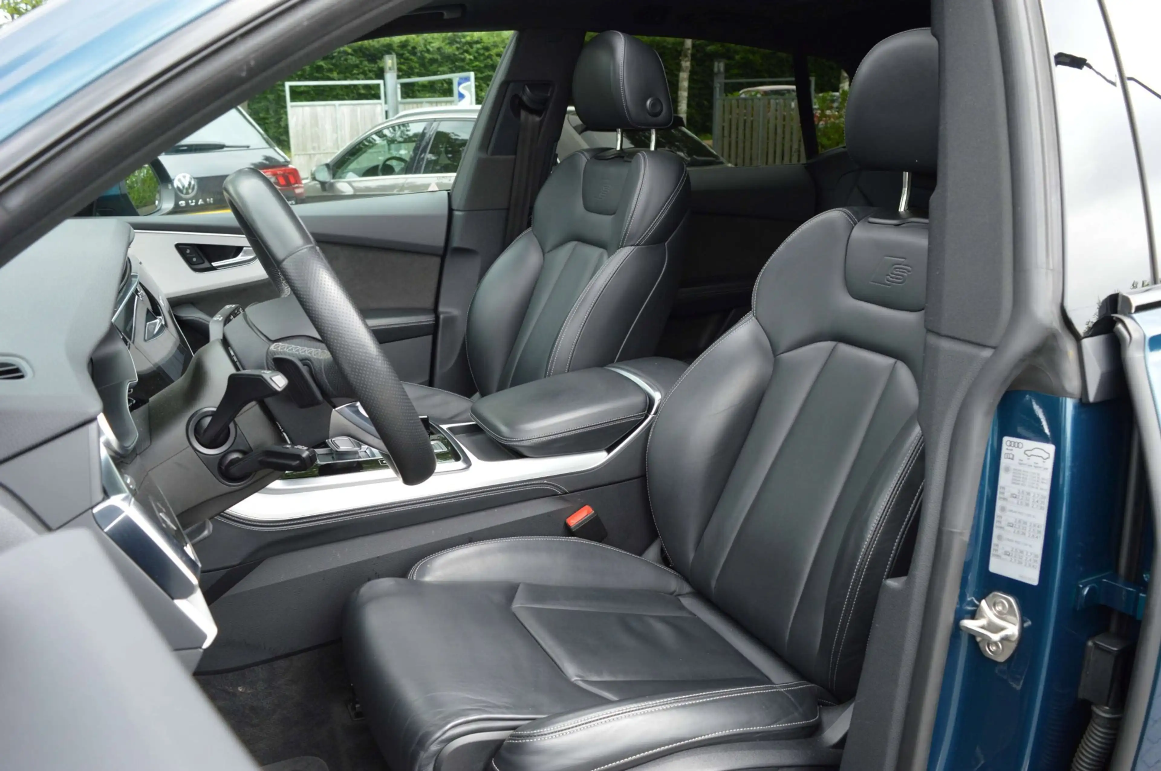 Audi Q8 55 TFSI e quattro Pro Line S - Pano | ACC | S-line — photo 8