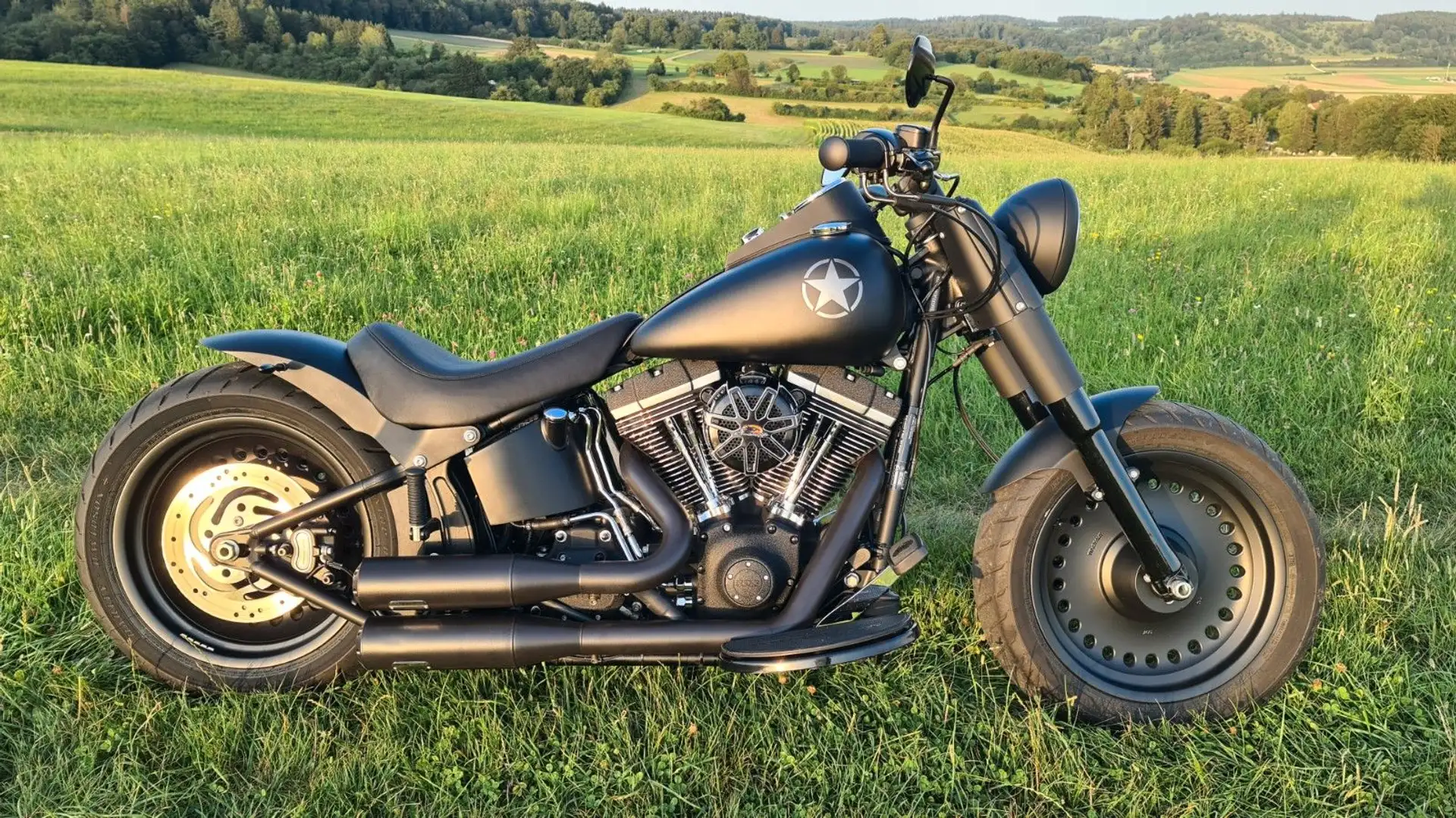 Harley-Davidson Fat Boy Special - Umbau - Jekill & Hyde Black - 1