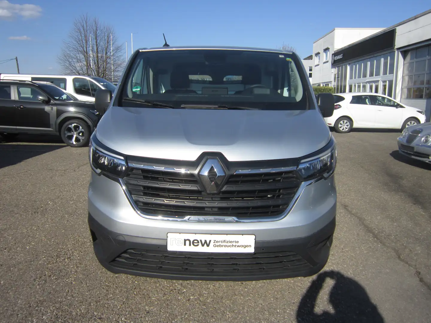 Renault Trafic Kasten 2,0 Blue dCi 150 Silber - 1