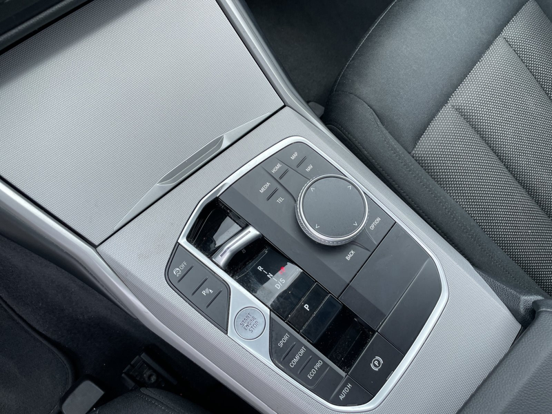 BMW 318 d Touring | Garantie | AHK | Driv.Assist. | Head-U — photo 13