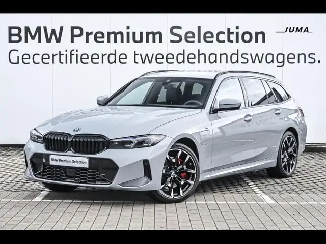 BMW 330 e Touring - M Pack