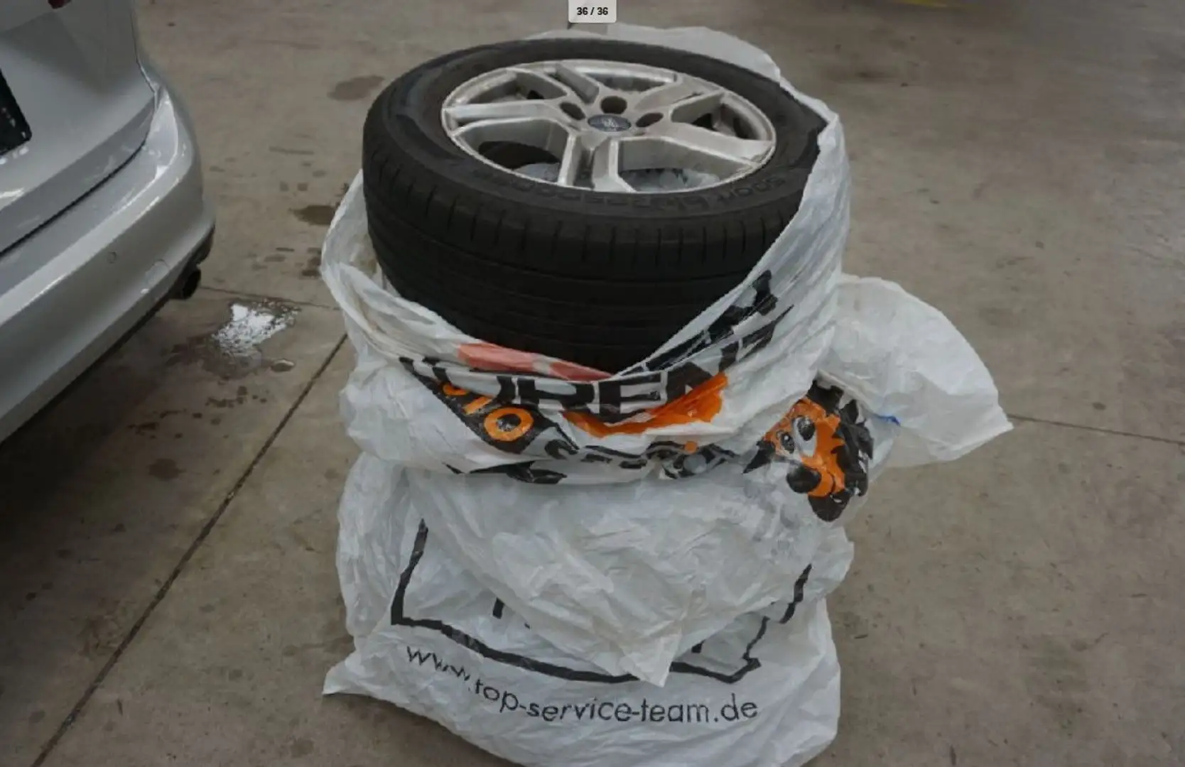 Ford Focus T 1.5d C&C LED/ACC/STANDHZ/NAVI/RFK/AHK/8F Argent - 2