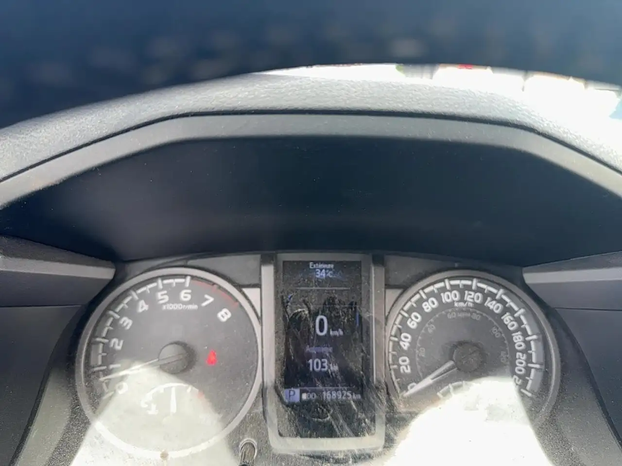 Toyota Tacoma снимка Toyota Tacoma