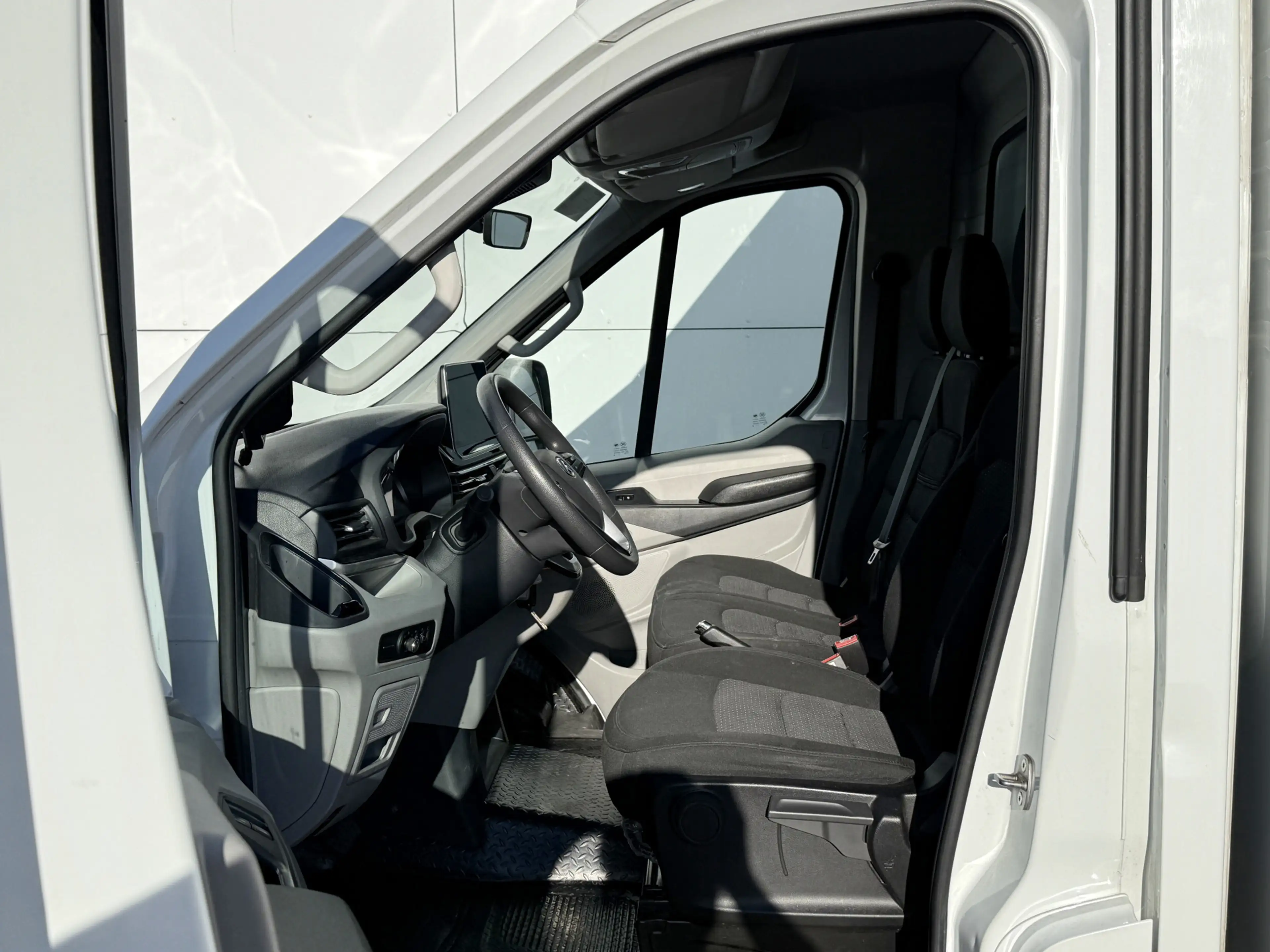 Maxus eDeliver 9 65 kWh Elektrisch L4 172km WLTP Bakwagen LED Airco — photo 6