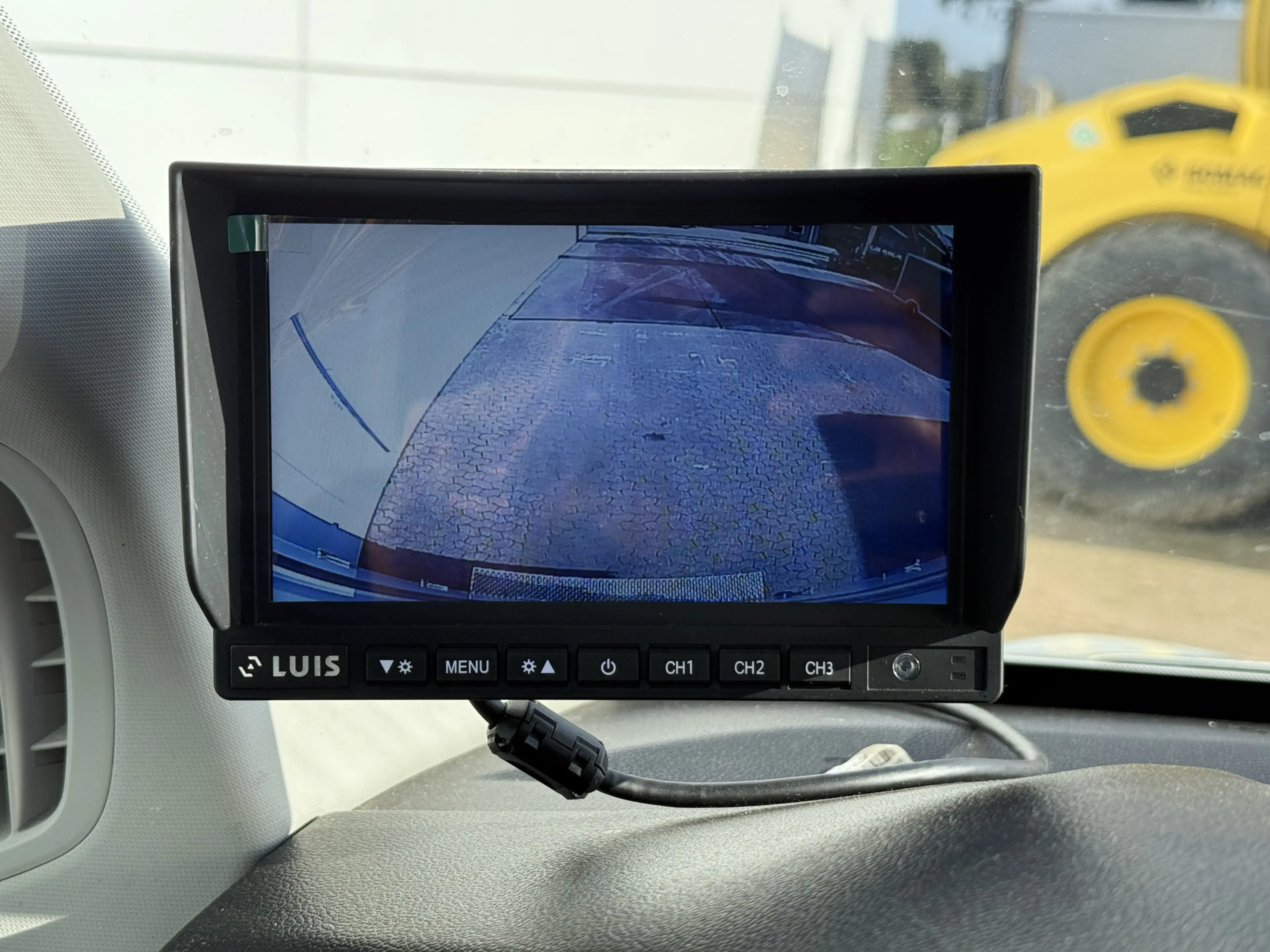 Maxus eDeliver 9 65 kWh Elektrisch L4 172km WLTP Bakwagen LED Airco — photo 17