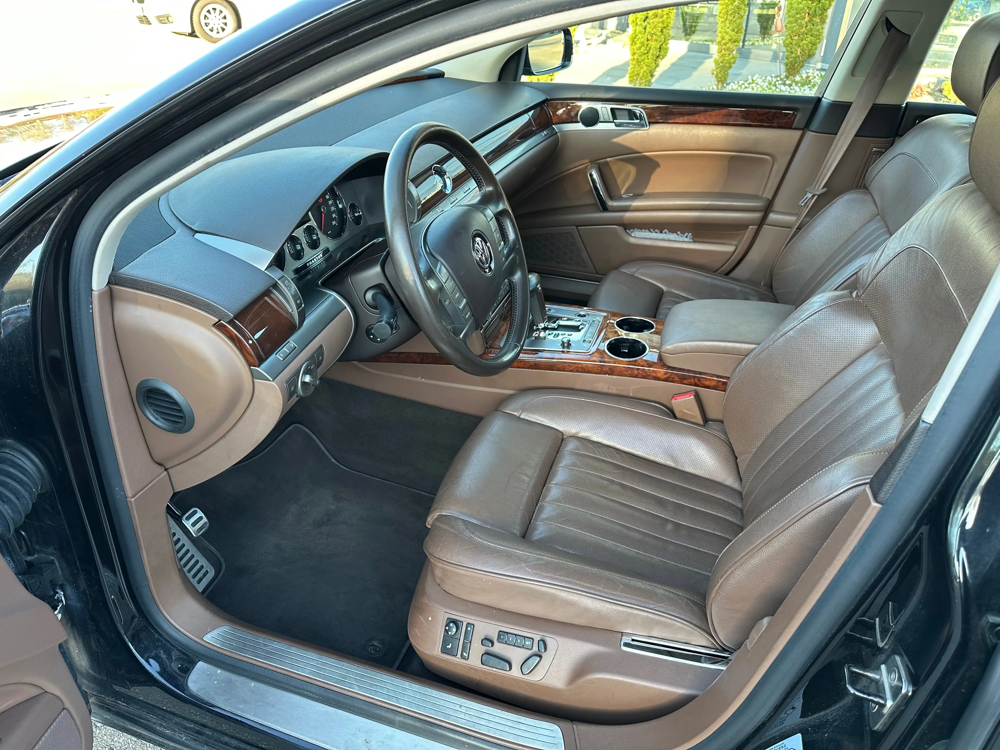 Volkswagen Phaeton V6 TDI 5-Sitzer 4Motion — photo 9