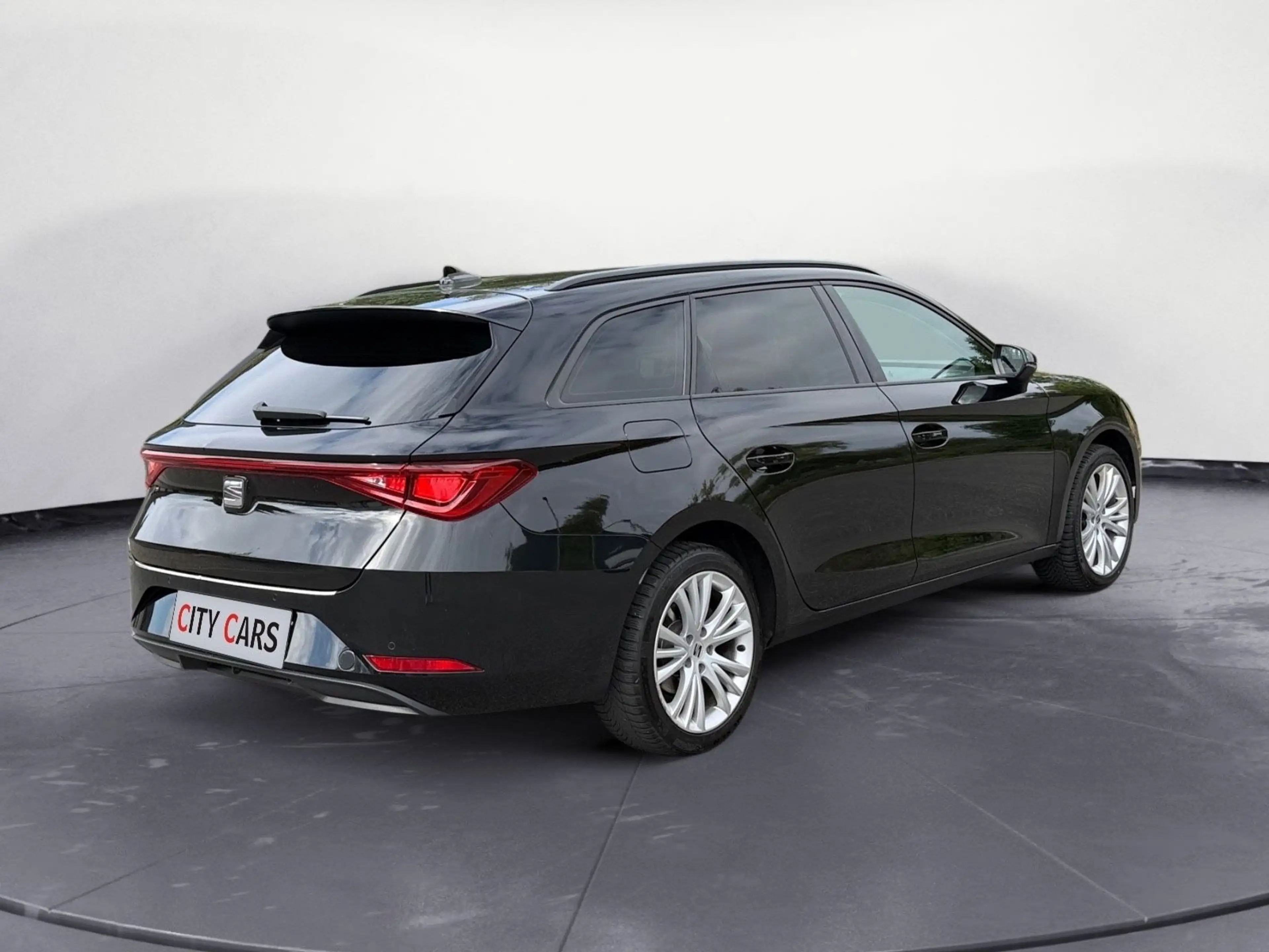 SEAT Leon Sportstourer Style Navi LED ACC — photo 6