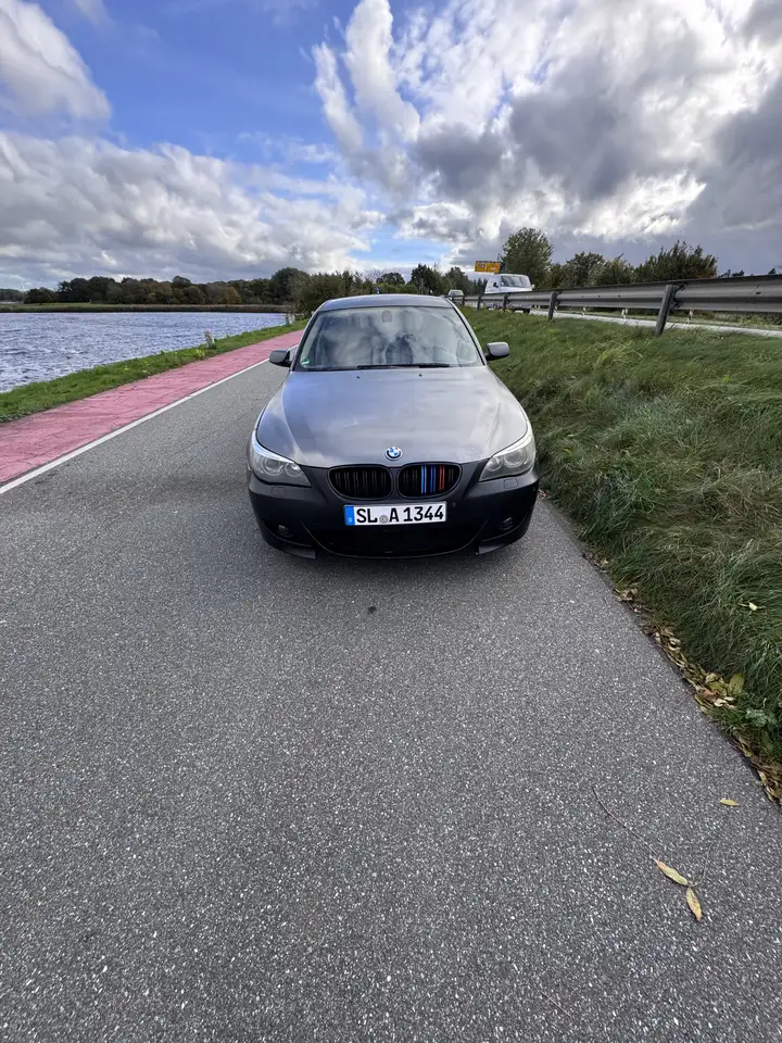 BMW 525