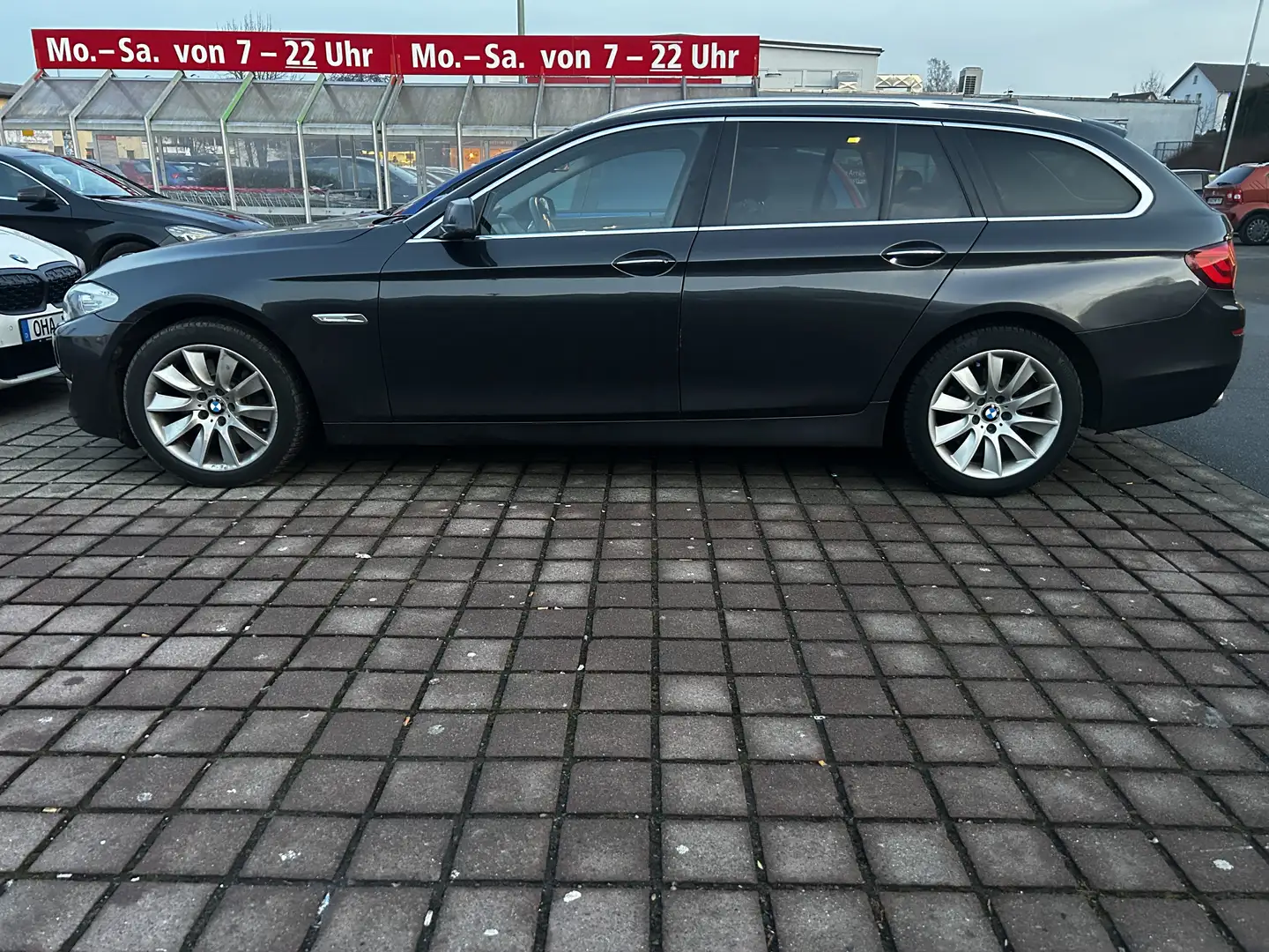 BMW 525 525d xDrive Touring Aut. - 1